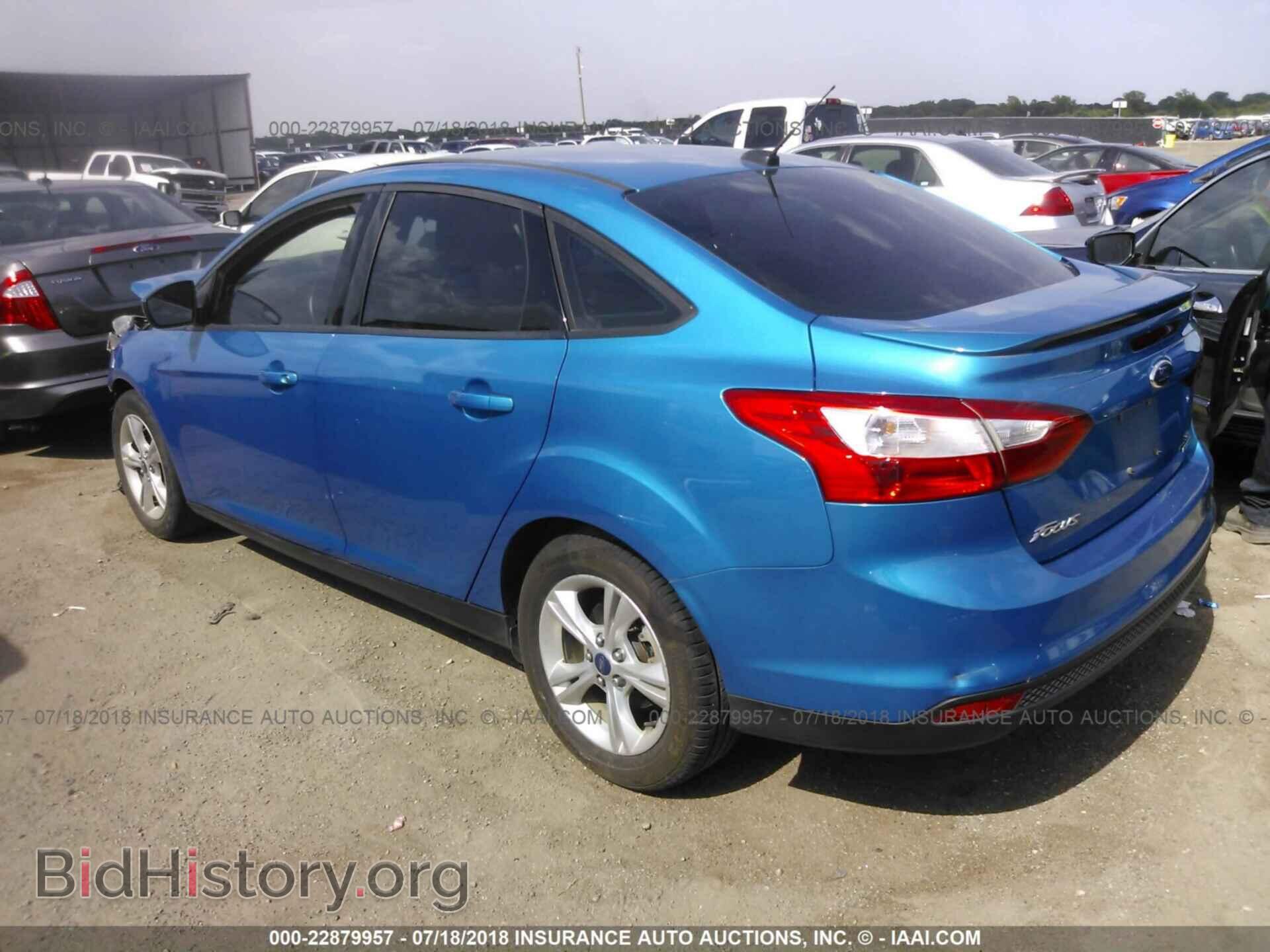 2012 Ford Focus - VIN: 1FAHP3F22CL422109 - Photo 3