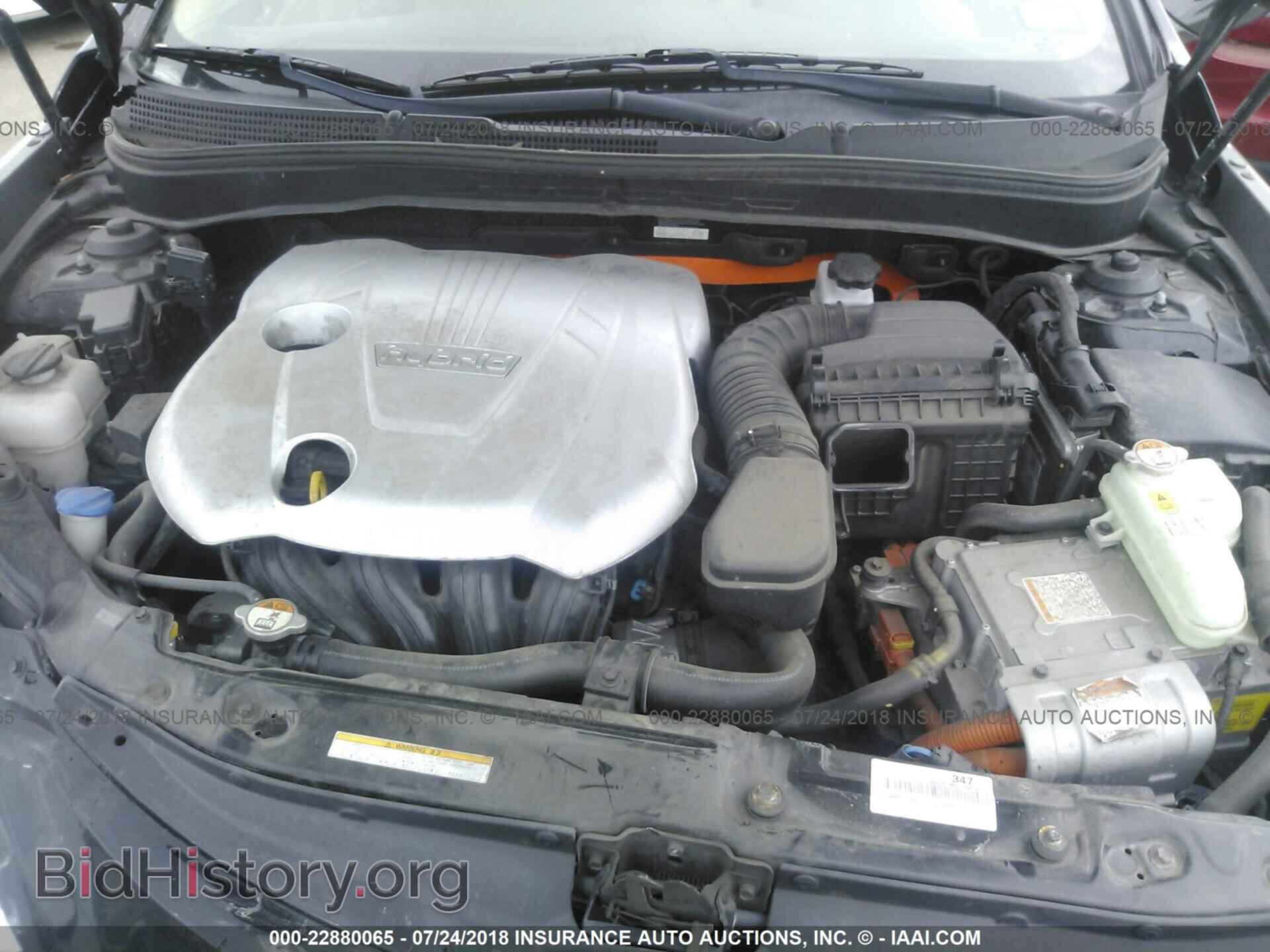 2012 Hyundai Sonata - VIN: KMHEC4A43CA044591 - Photo 10