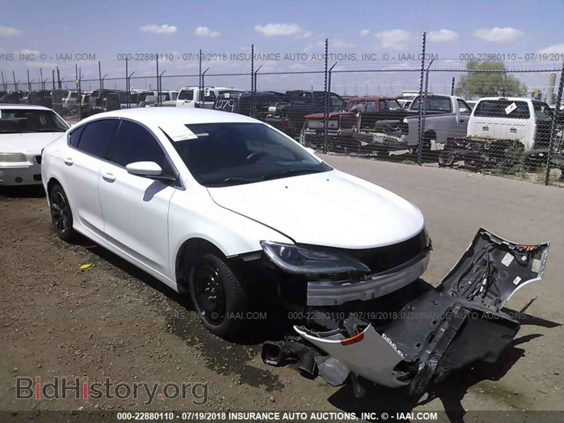 Photo 1C3CCCAB8FN576327 - Chrysler 200 2015