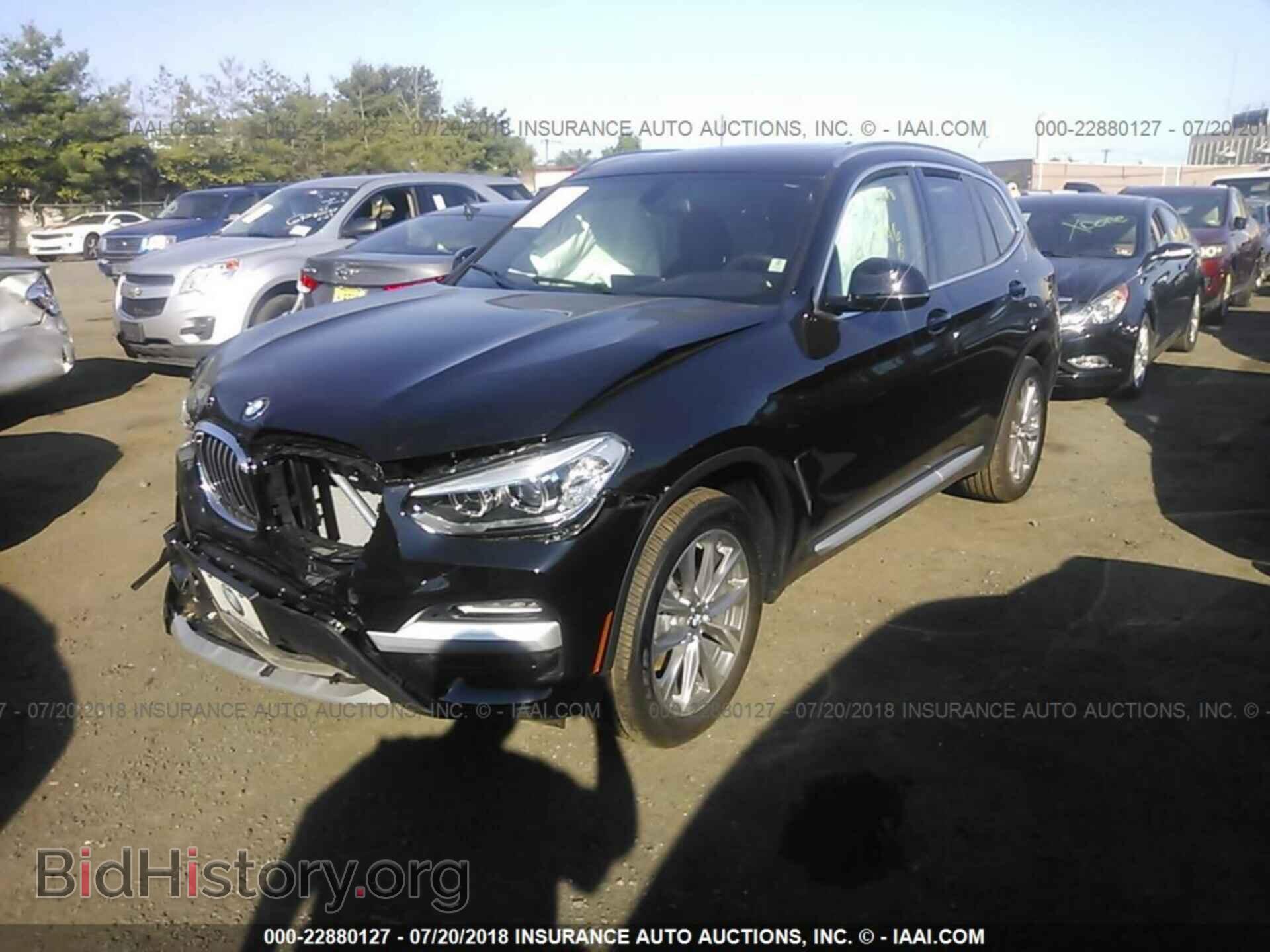 2018 BMW X3 - VIN: 5UXTR9C51JLD72737 - Фото 2