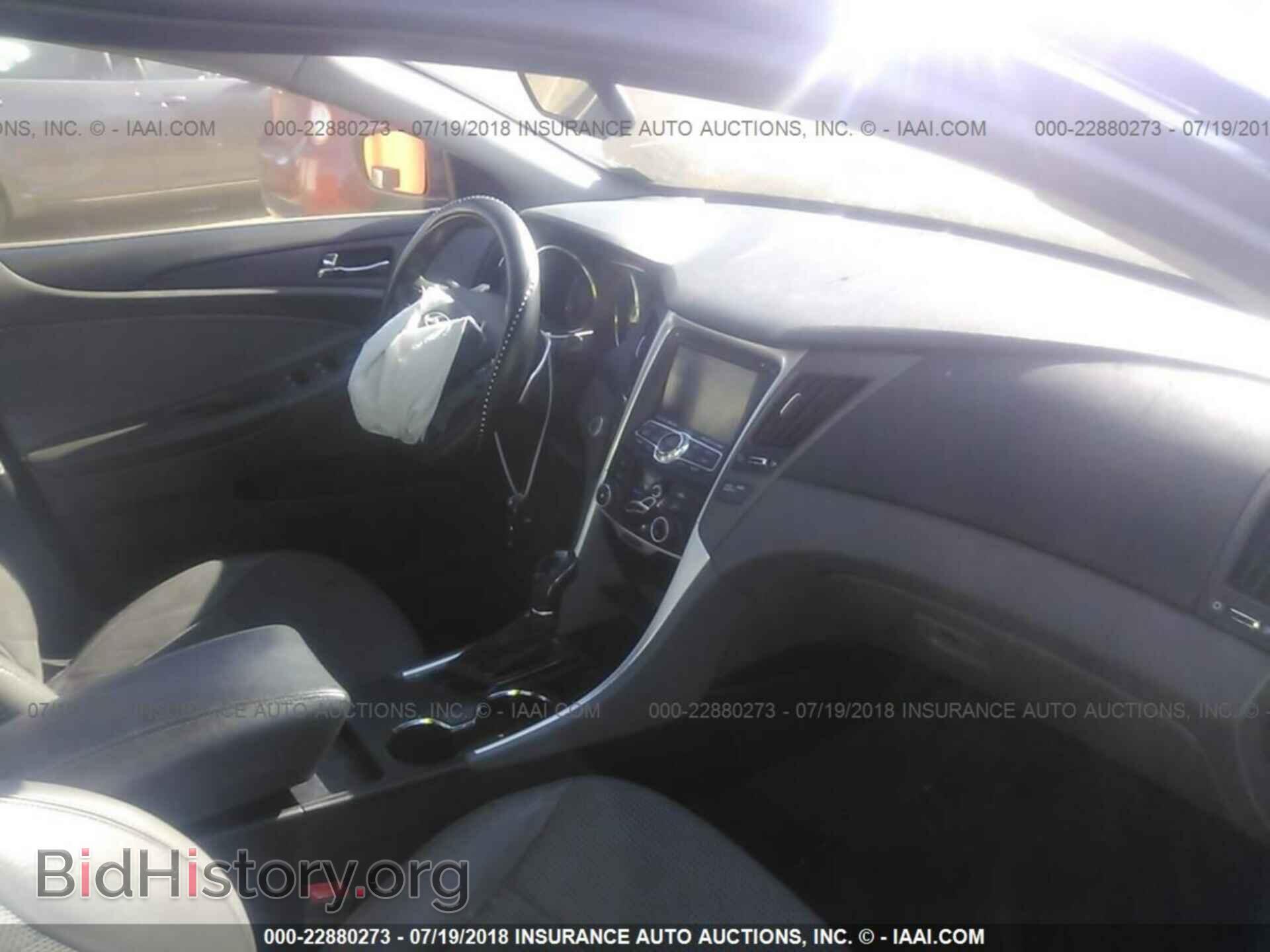2012 Hyundai Sonata - VIN: 5NPEC4AC8CH439449 - Photo 5
