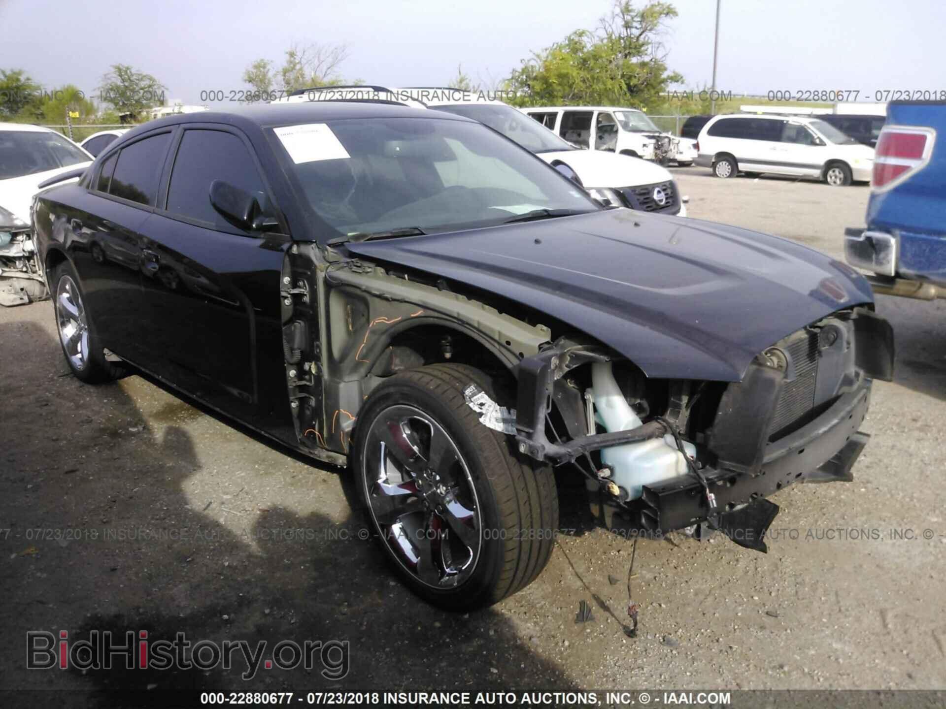 Photo 2C3CDXCT1DH738170 - Dodge Charger 2013