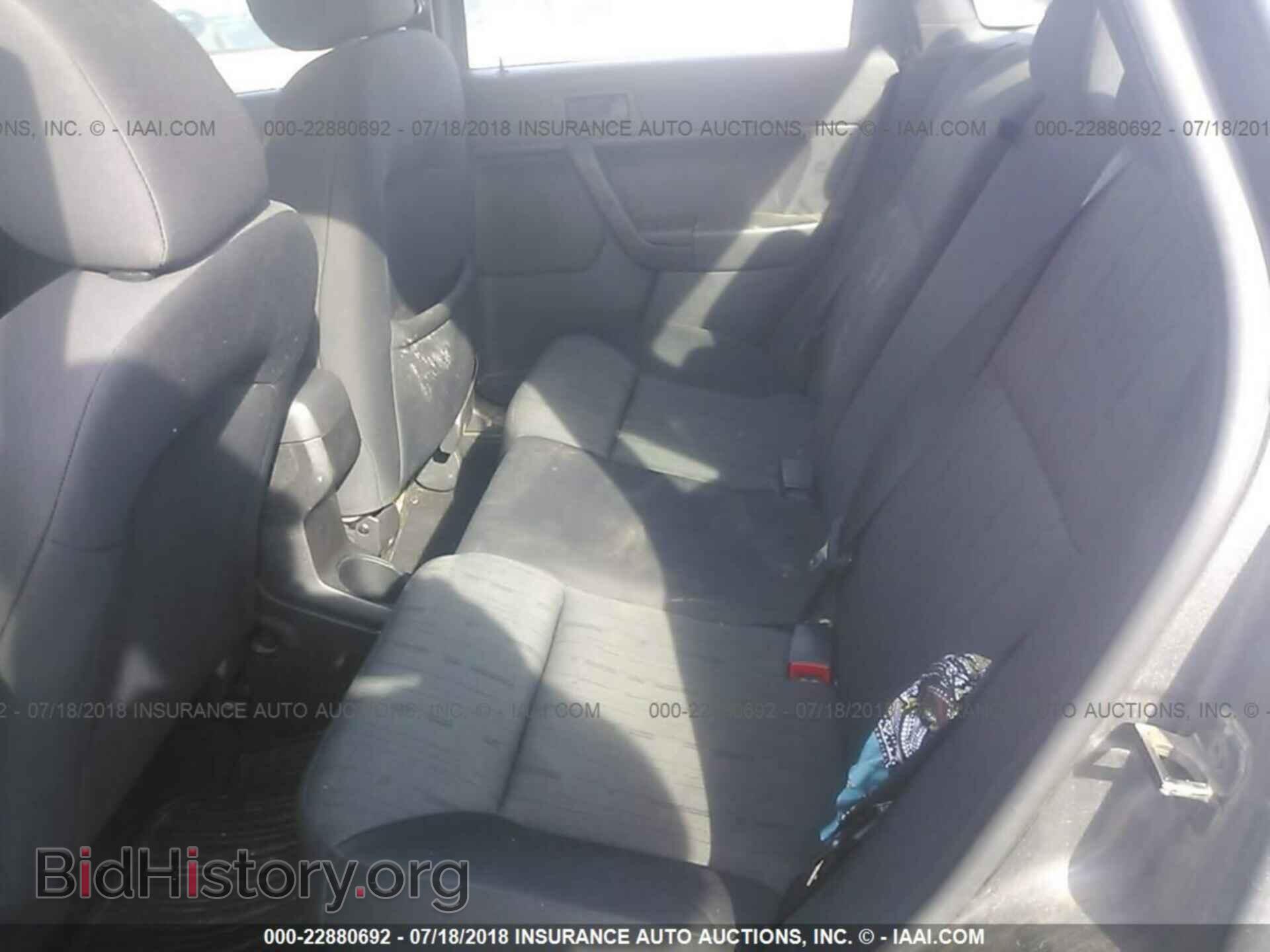 2011 Ford Focus - VIN: 1FAHP3FN6BW187043 - Photo 8