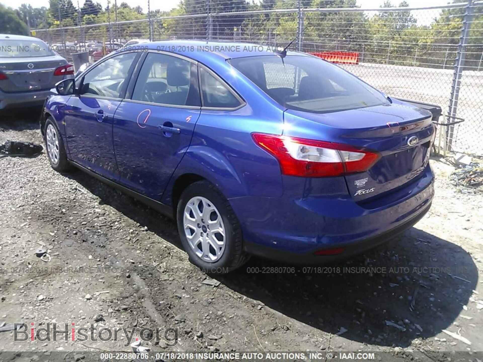 2012 Ford Focus - VIN: 1FAHP3F27CL307246 - Фото 3
