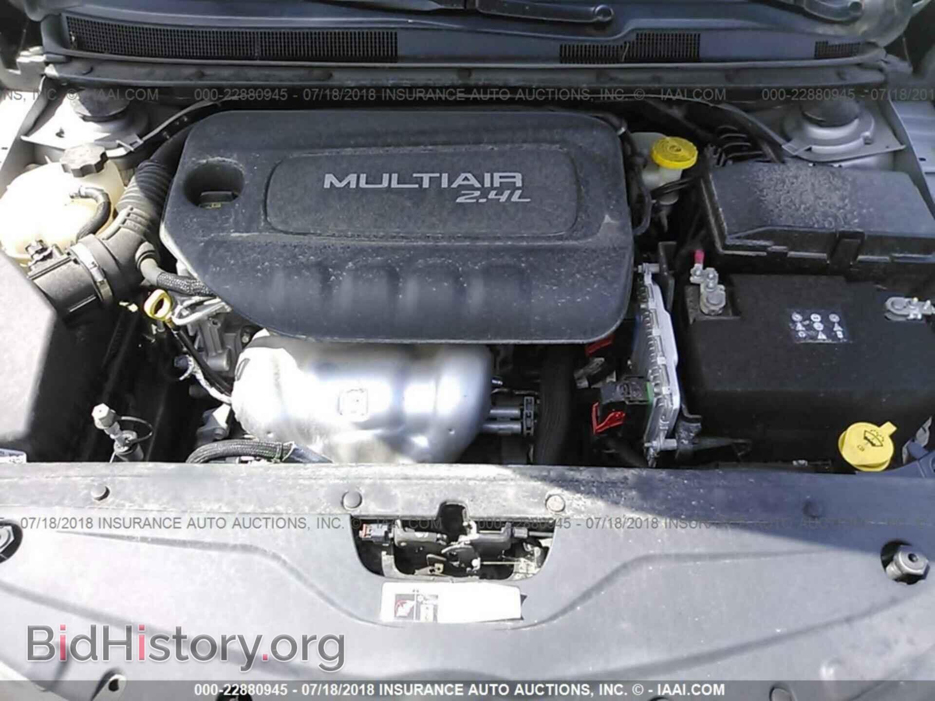2015 Chrysler 200 - VIN: 1C3CCCBB9FN757130 - Photo 10