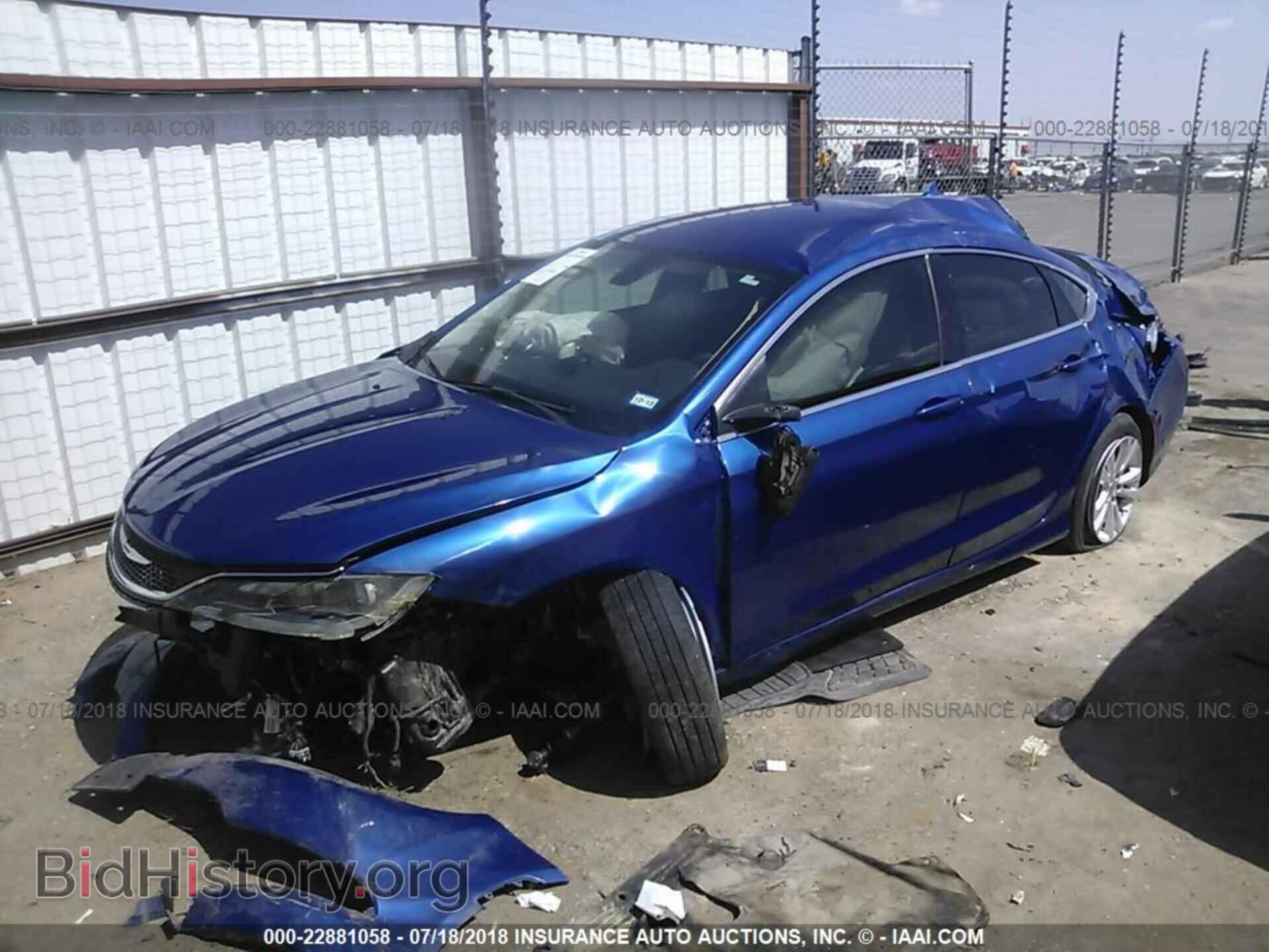 2015 Chrysler 200 - VIN: 1C3CCCAB9FN655649 - Photo 2