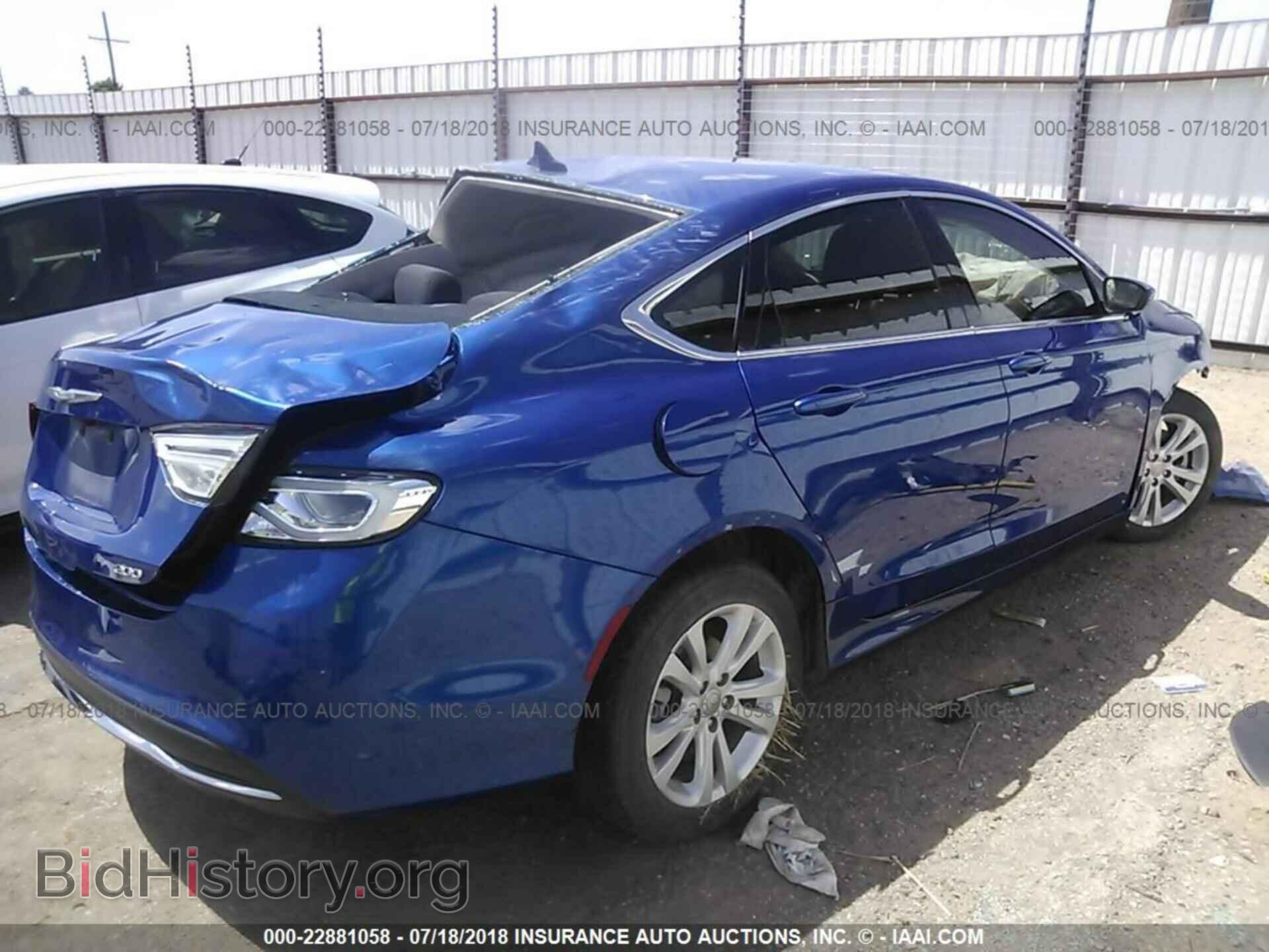 2015 Chrysler 200 - VIN: 1C3CCCAB9FN655649 - Photo 4