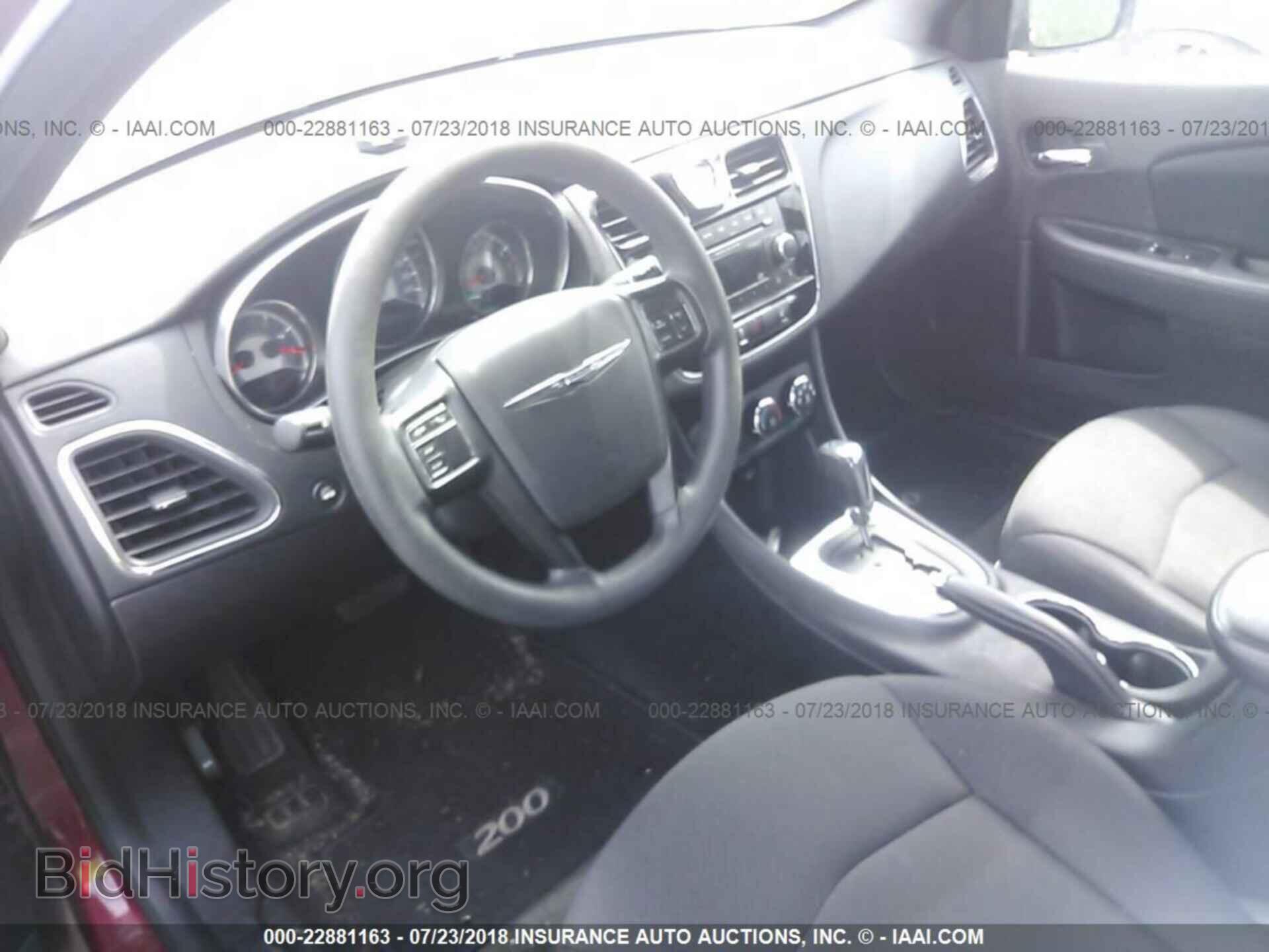 2014 Chrysler 200 - VIN: 1C3CCBAG8EN137150 - Photo 5
