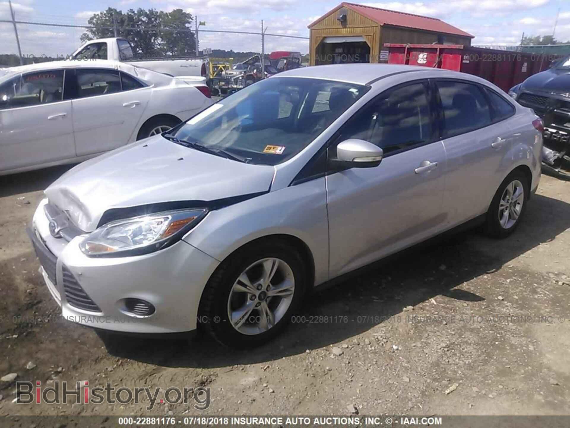 2014 Ford Focus - VIN: 1FADP3F23EL348183 - Фото 2