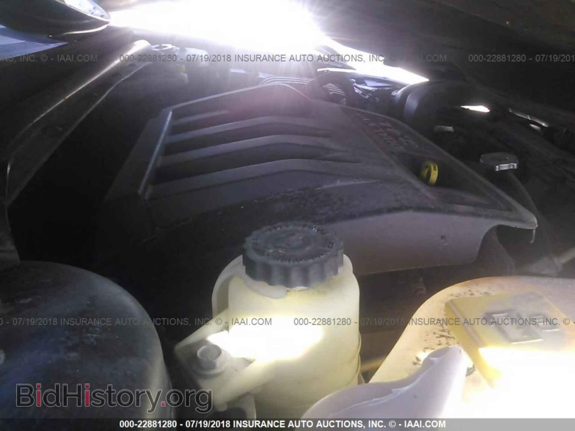 2012 Chrysler 200 - VIN: 1C3CCBAB7CN321187 - Фото 10