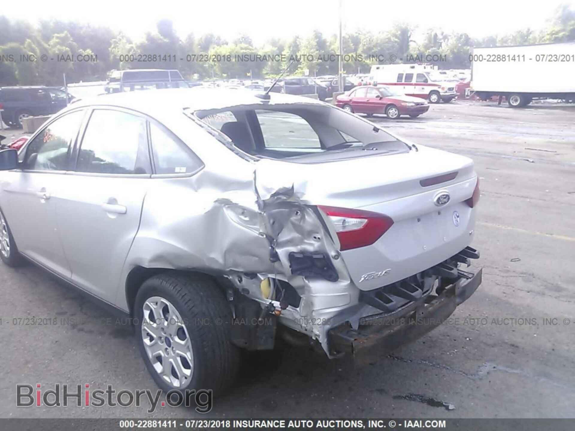 2012 Ford Focus - VIN: 1FAHP3F20CL412520 - Photo 6