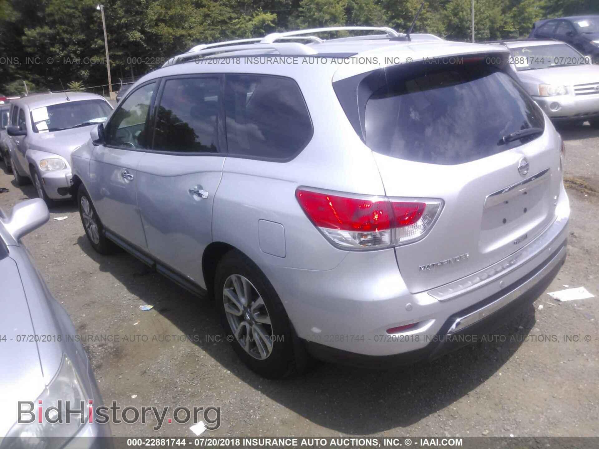 2014 Nissan Pathfinder - VIN: 5N1AR2MM6EC686243 - Фото 3