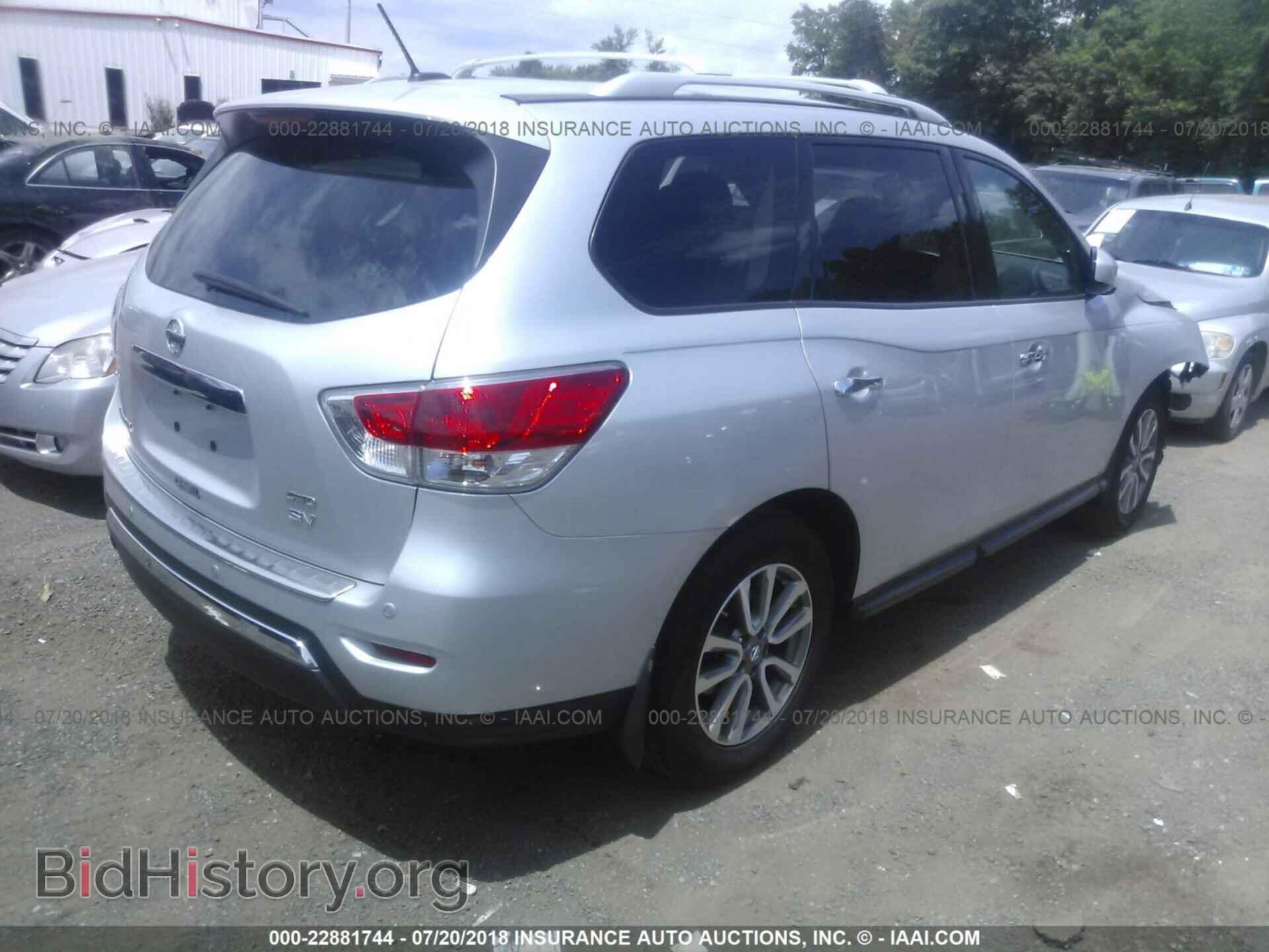 2014 Nissan Pathfinder - VIN: 5N1AR2MM6EC686243 - Фото 4