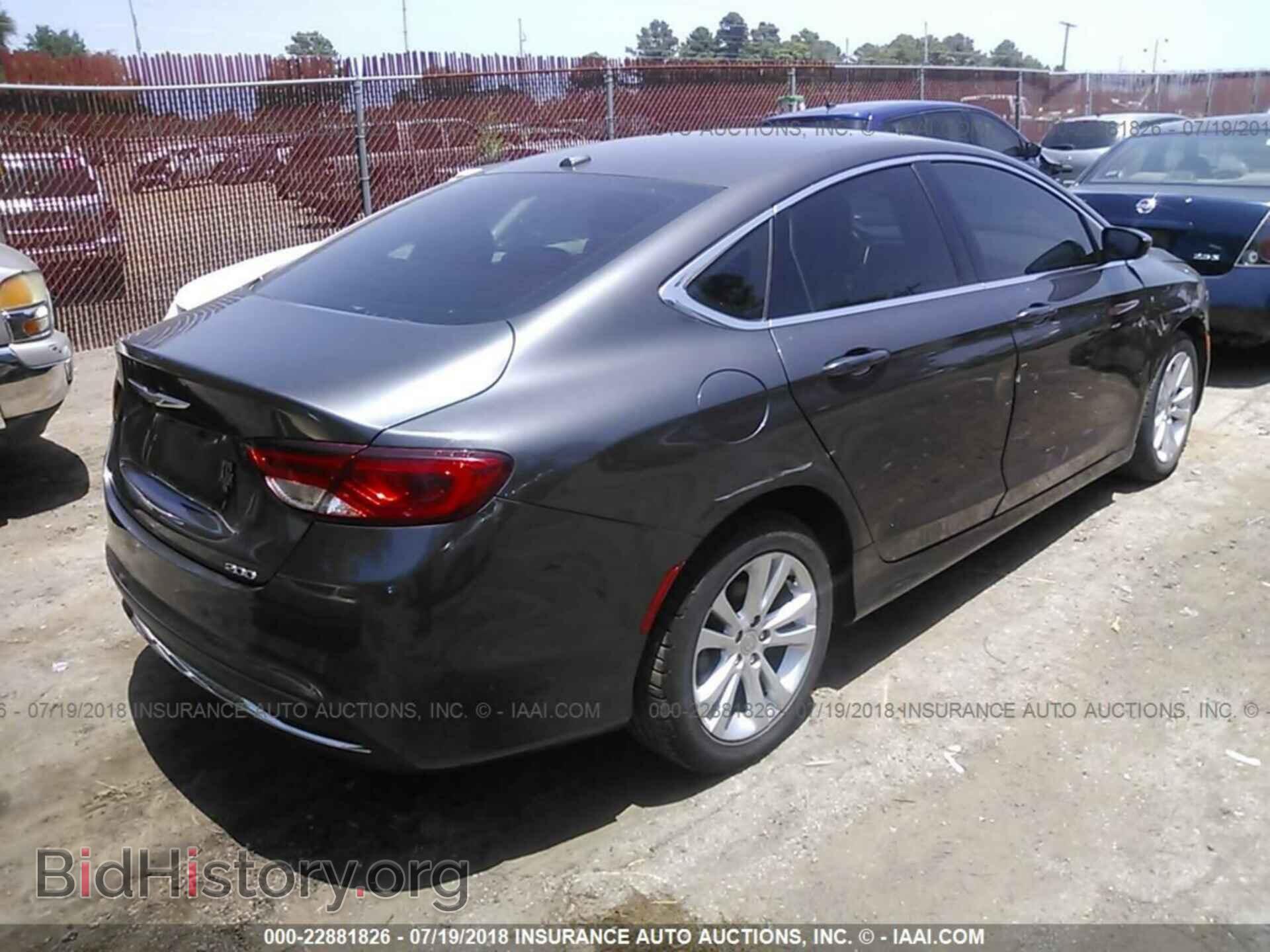 2015 Chrysler 200 - VIN: 1C3CCCAB7FN592082 - Фото 4