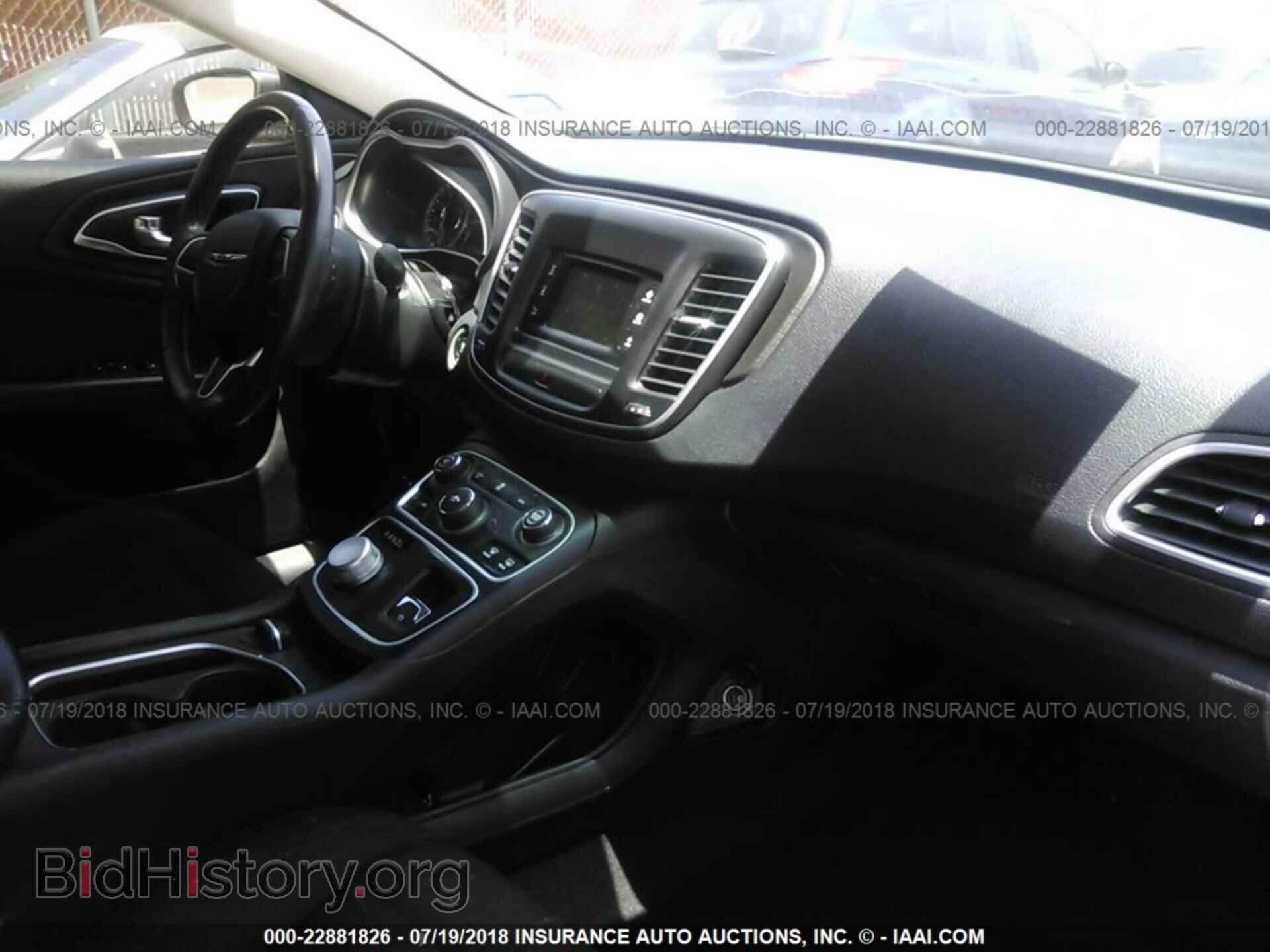 2015 Chrysler 200 - VIN: 1C3CCCAB7FN592082 - Фото 5