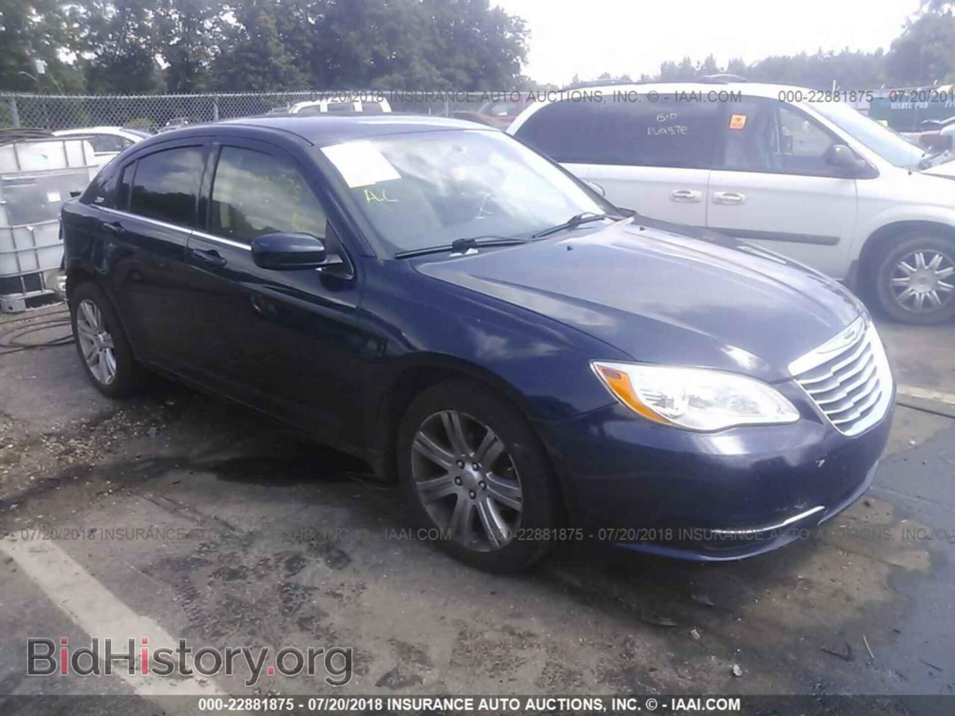 Photo 1C3CCBBB2DN765531 - Chrysler 200 2013