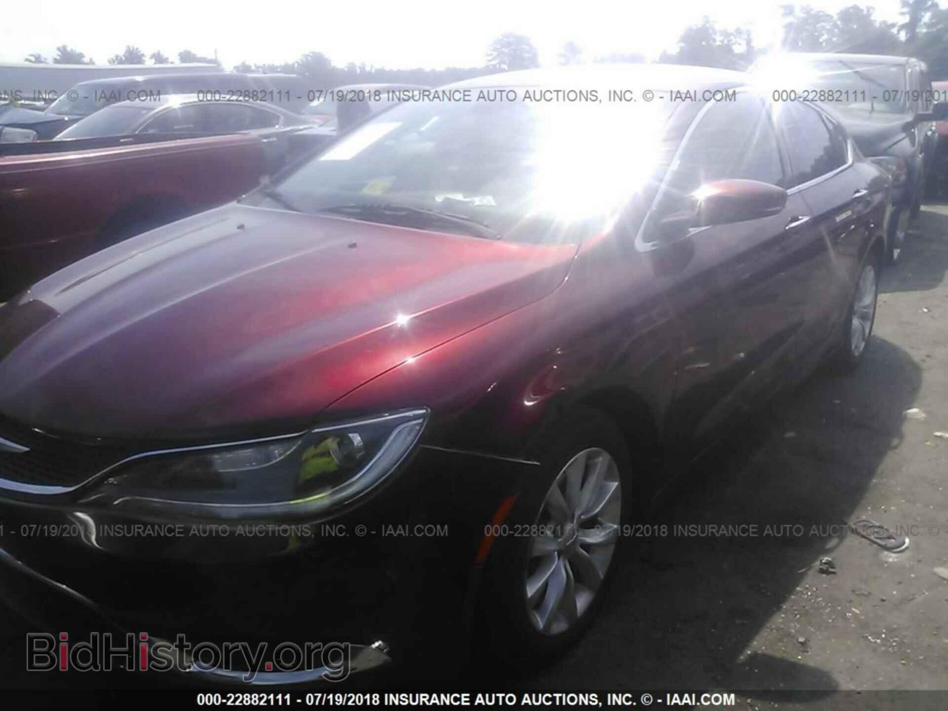 2015 Chrysler 200 - VIN: 1C3CCCCB3FN520745 - Photo 2