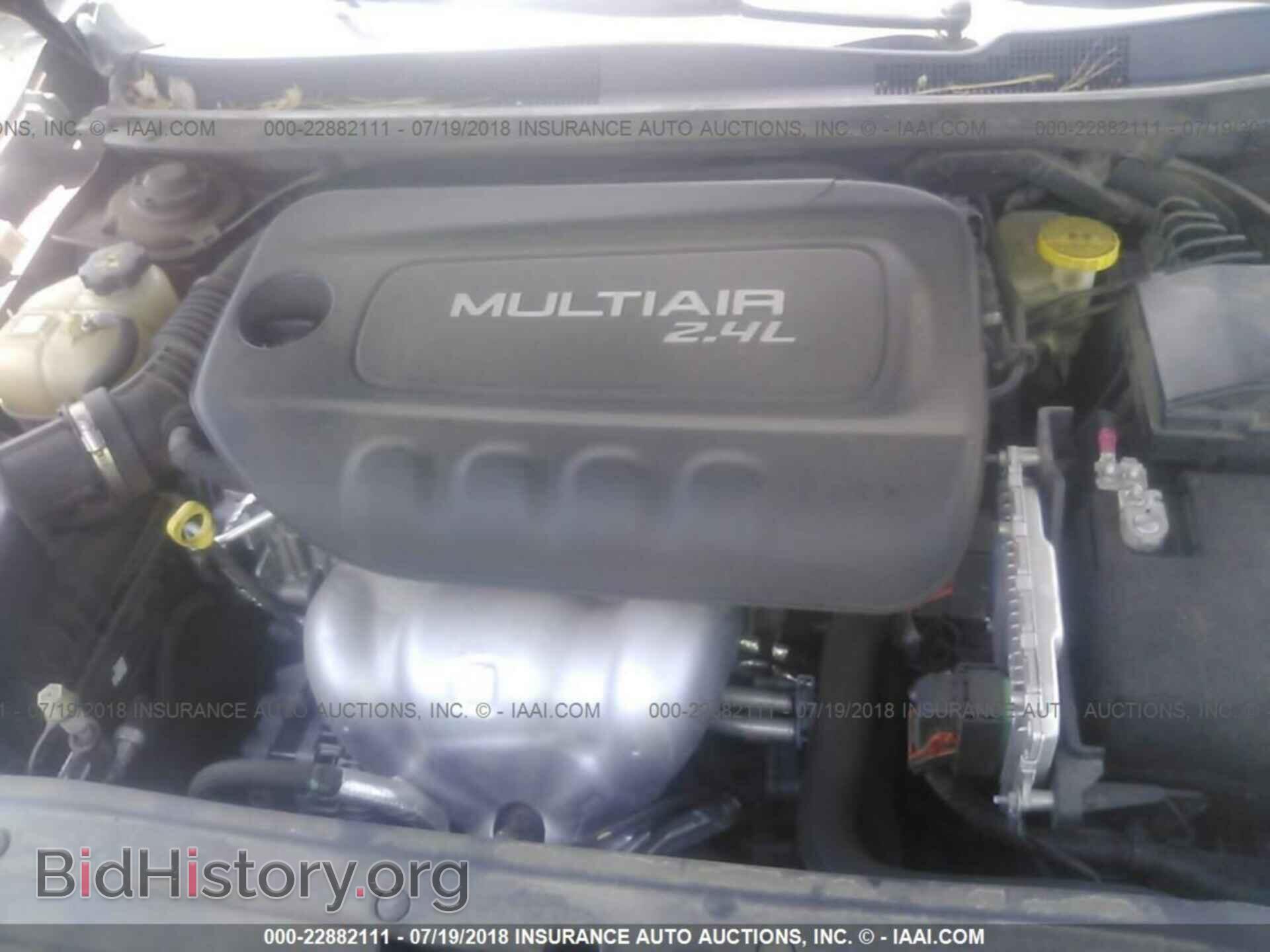 2015 Chrysler 200 - VIN: 1C3CCCCB3FN520745 - Photo 10