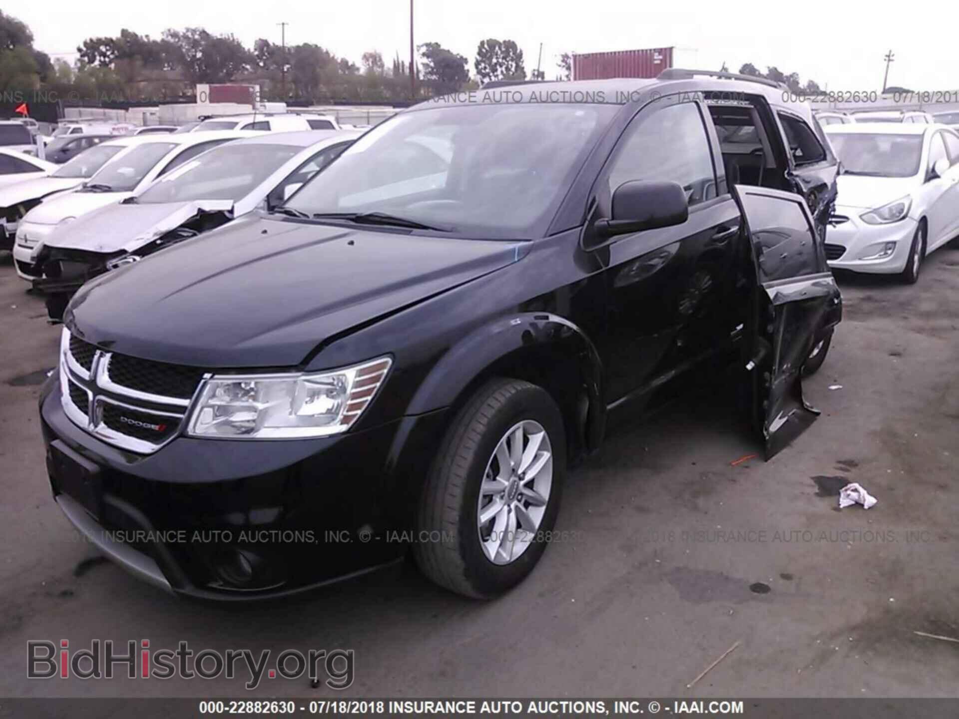 2017 Dodge Journey - VIN: 3C4PDCBG8HT523487 - Photo 2