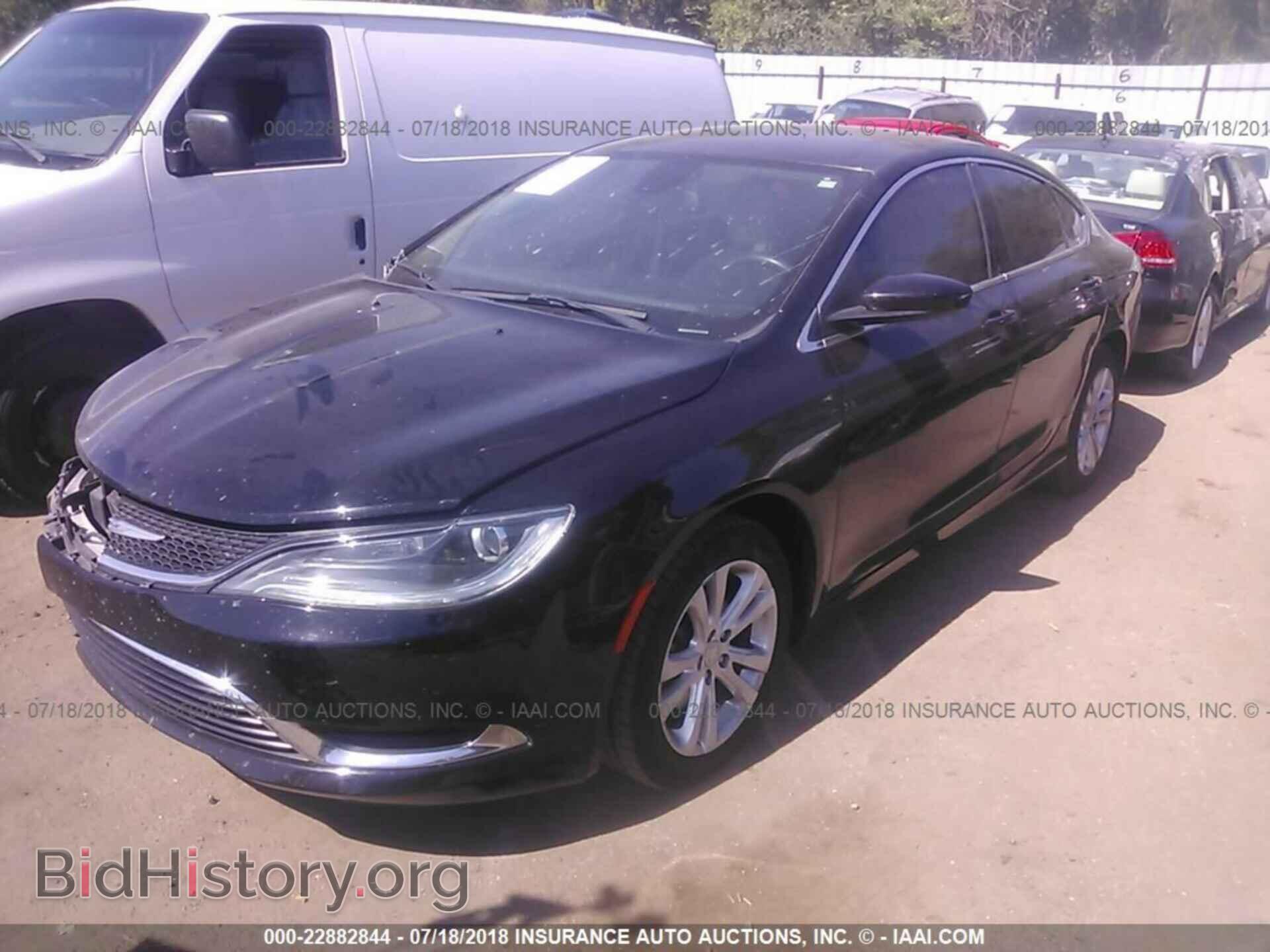 2015 Chrysler 200 - VIN: 1C3CCCAB3FN672236 - Фото 2