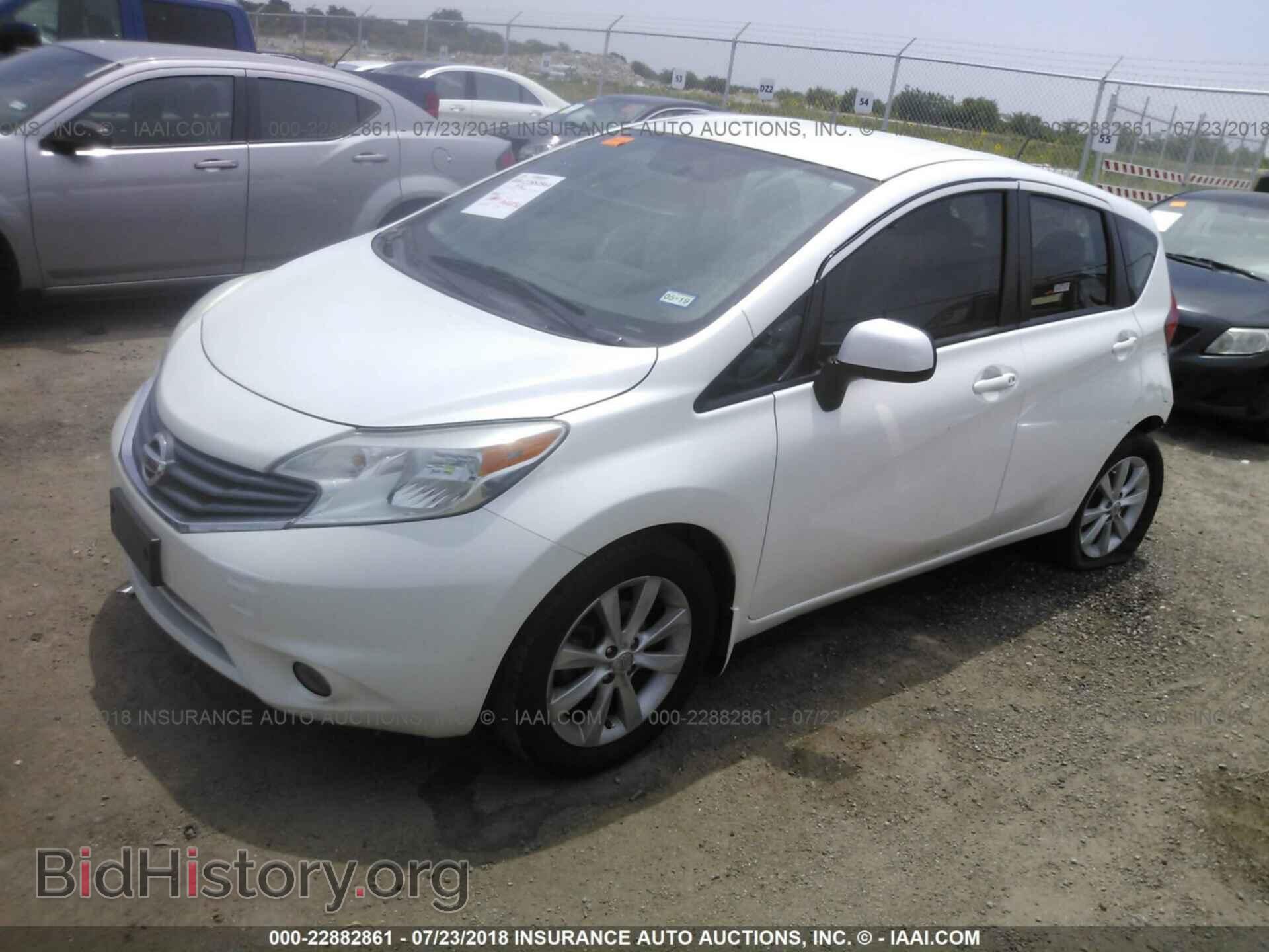 2014 Nissan Versa note - VIN: 3N1CE2CPXEL386572 - Photo 2