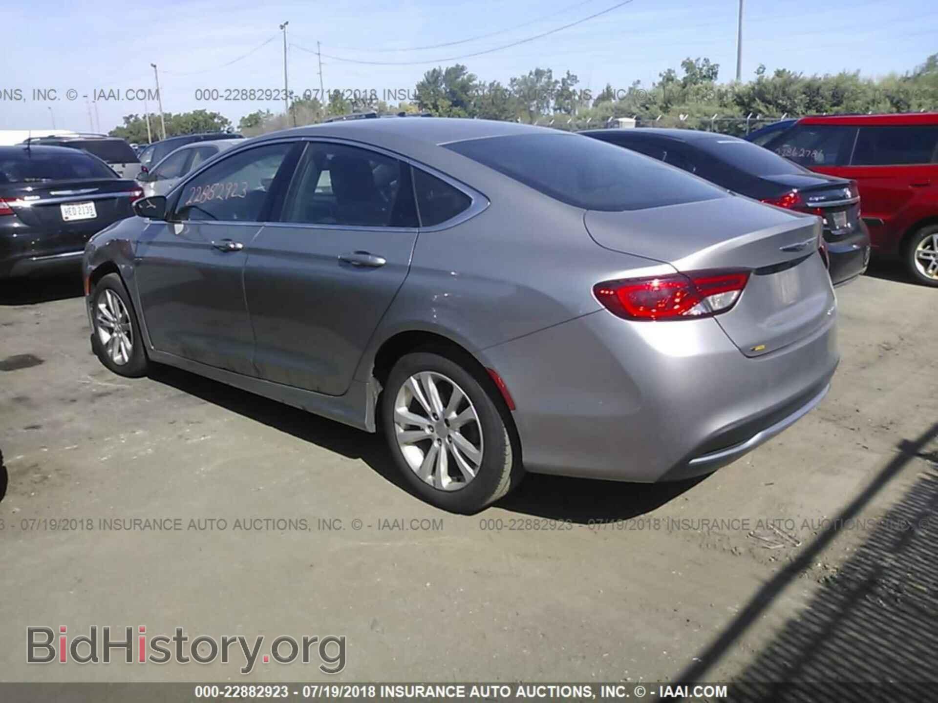 2016 Chrysler 200 - VIN: 1C3CCCAB7GN171366 - Фото 3