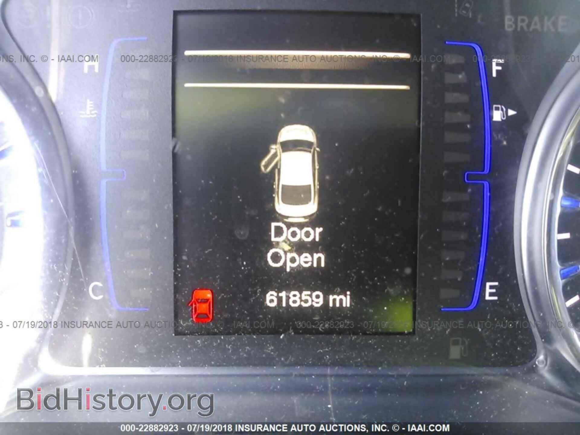 2016 Chrysler 200 - VIN: 1C3CCCAB7GN171366 - Фото 7