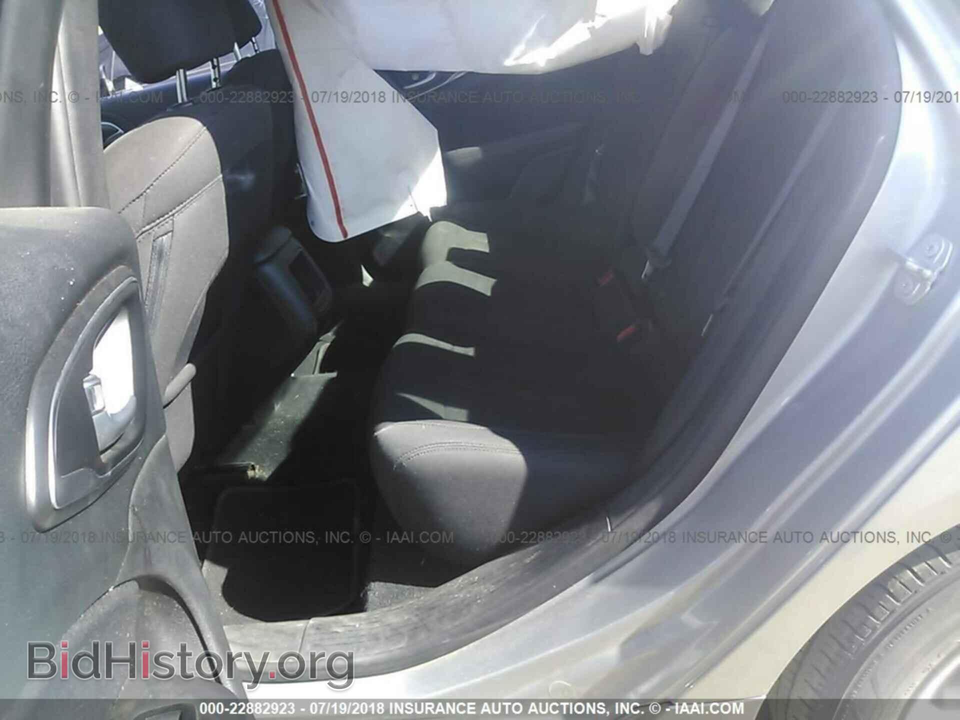 2016 Chrysler 200 - VIN: 1C3CCCAB7GN171366 - Фото 8