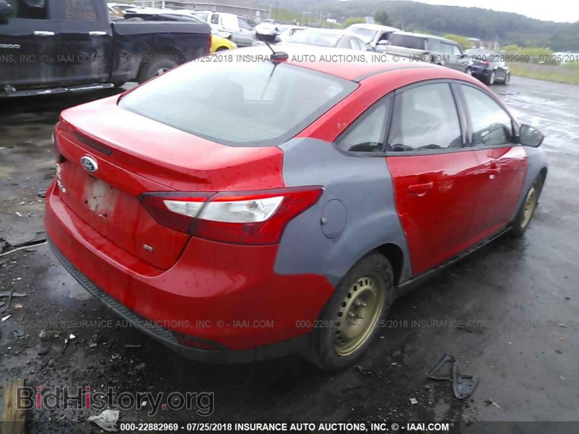2012 Ford Focus - VIN: 1FAHP3F24CL125214 - Фото 4