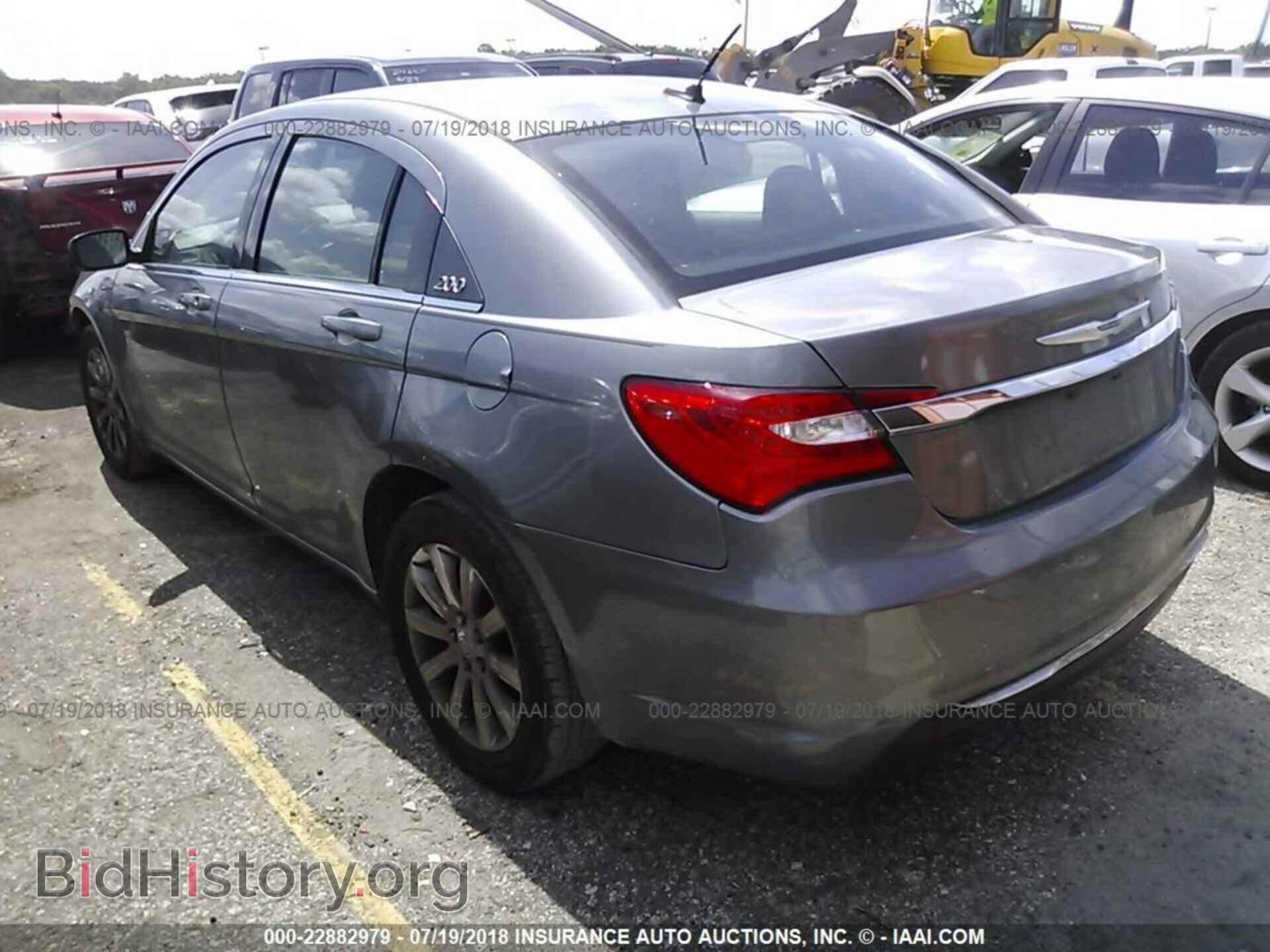 2012 Chrysler 200 - VIN: 1C3CCBBB6CN117933 - Фото 3