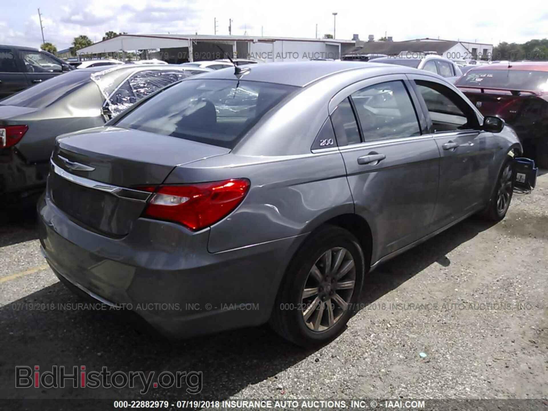 2012 Chrysler 200 - VIN: 1C3CCBBB6CN117933 - Фото 4