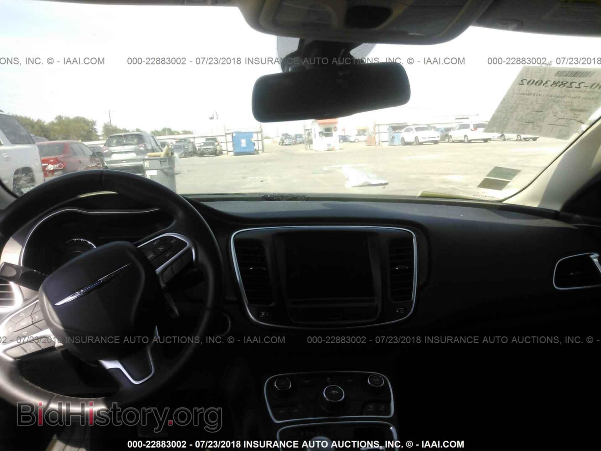 2016 Chrysler 200 - VIN: 1C3CCCAB9GN101965 - Photo 5