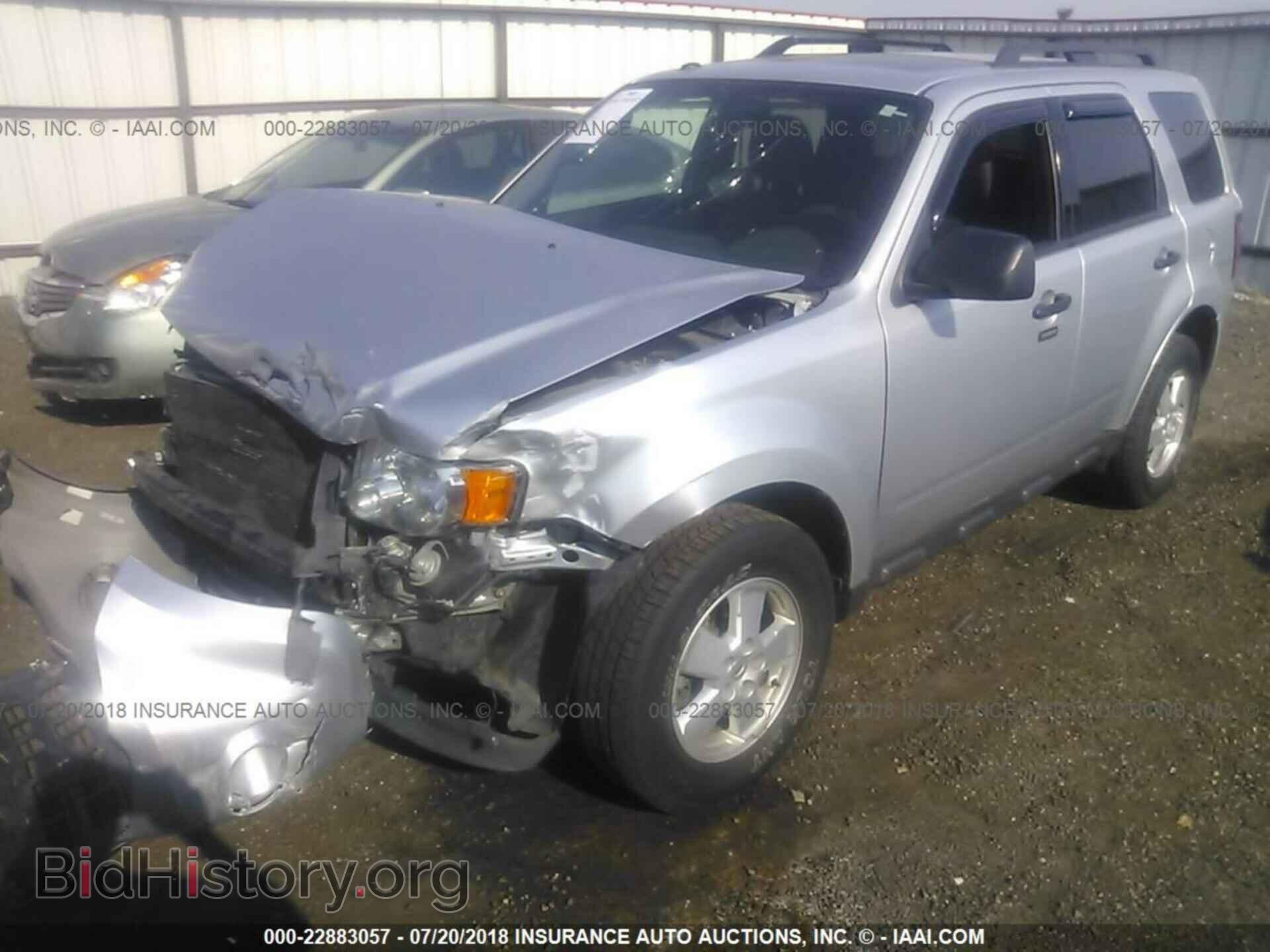 2012 Ford Escape - VIN: 1FMCU9D78CKC68263 - Фото 2