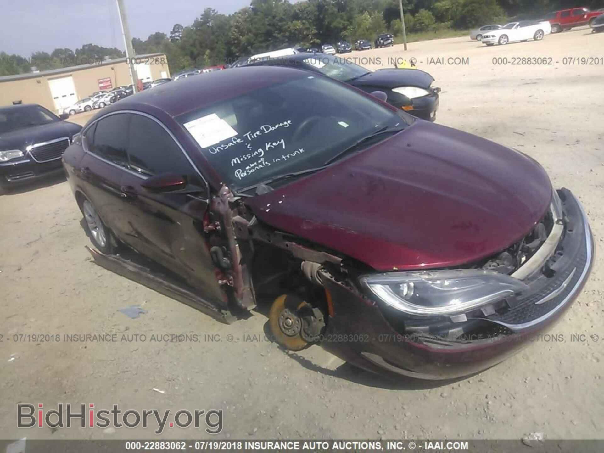 Photo 1C3CCCAB6FN667760 - Chrysler 200 2015