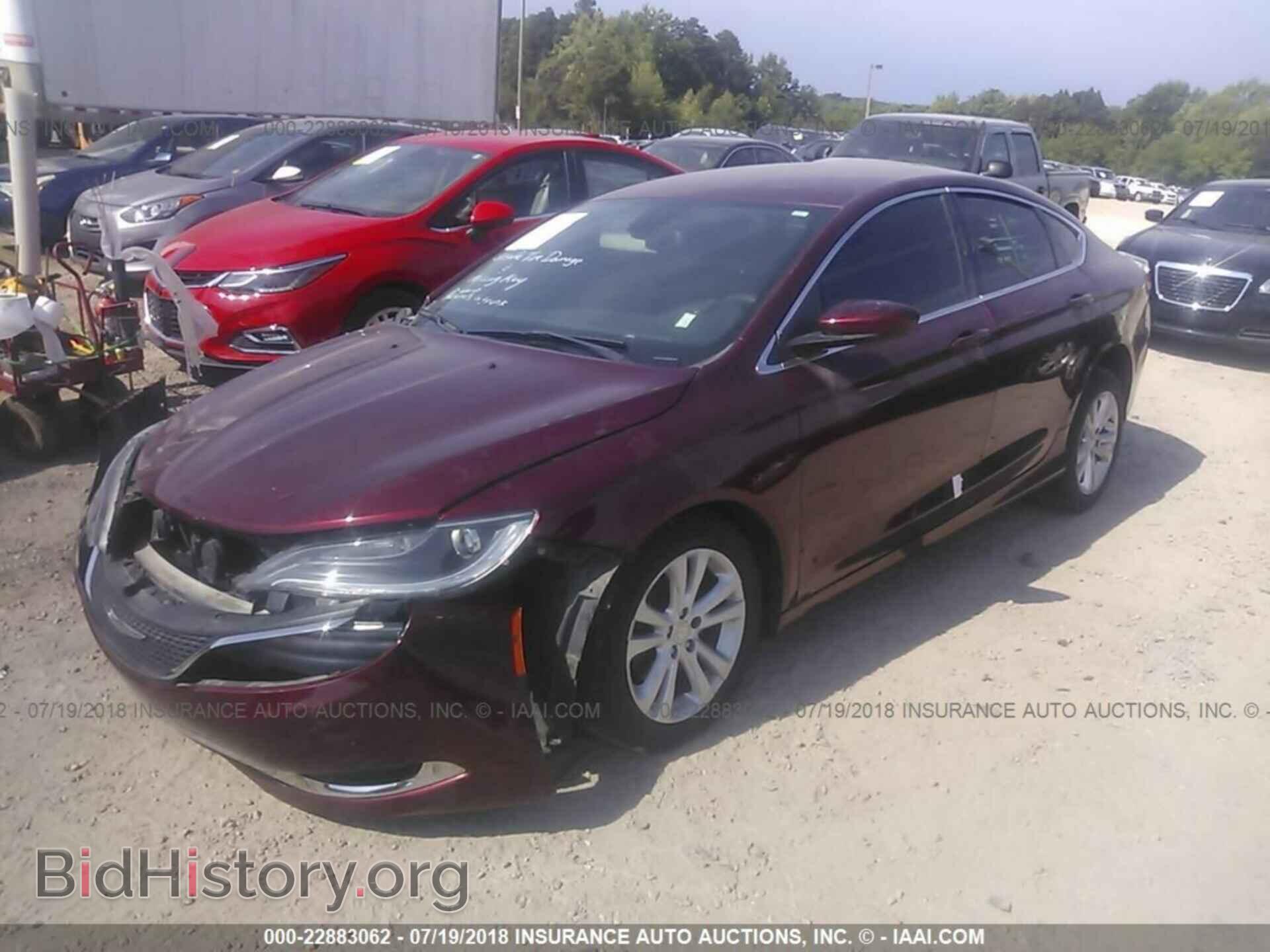 2015 Chrysler 200 - VIN: 1C3CCCAB6FN667760 - Photo 2