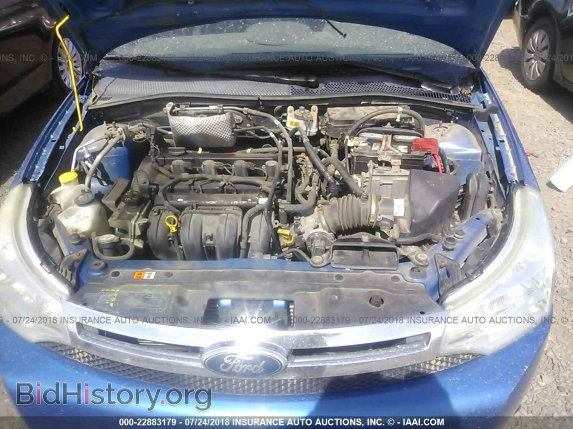 2011 Ford Focus - VIN: 1FAHP3FN9BW201940 - Photo 10