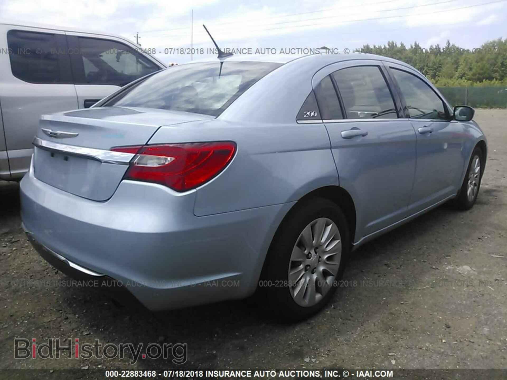 2014 Chrysler 200 - VIN: 1C3CCBAB2EN123524 - Фото 4
