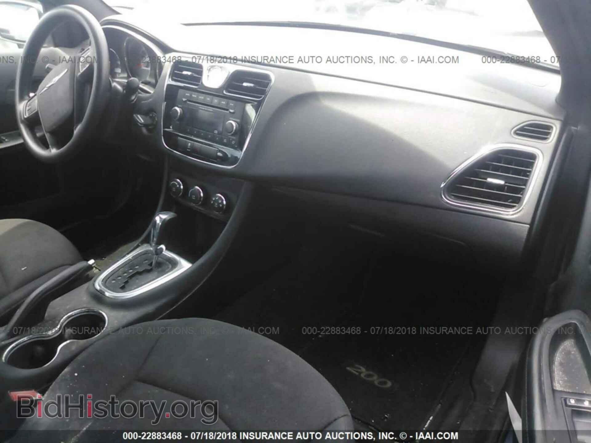 2014 Chrysler 200 - VIN: 1C3CCBAB2EN123524 - Фото 5
