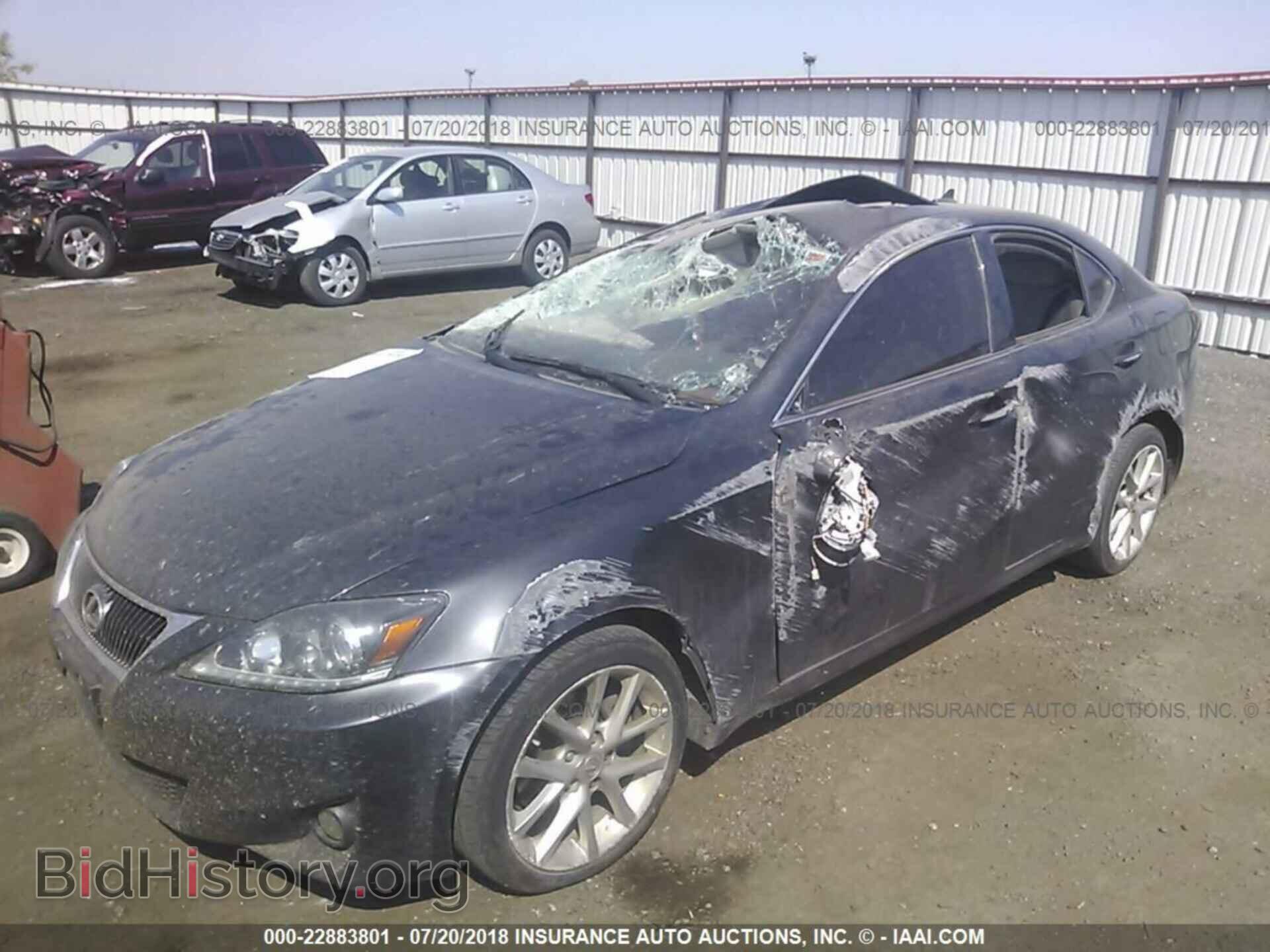 2011 Lexus Is - VIN: JTHCF5C21B2035304 - Фото 2