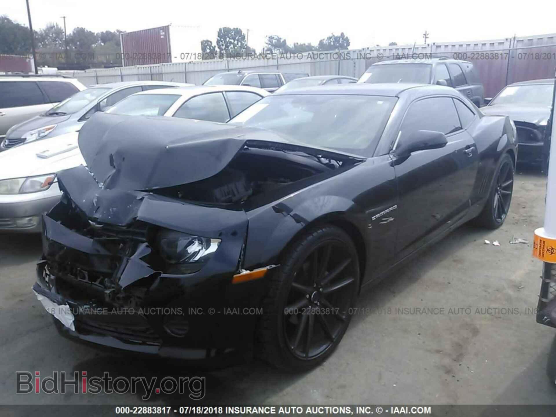 2014 Chevrolet Camaro - VIN: 2G1FA1E36E9208258 - Фото 2