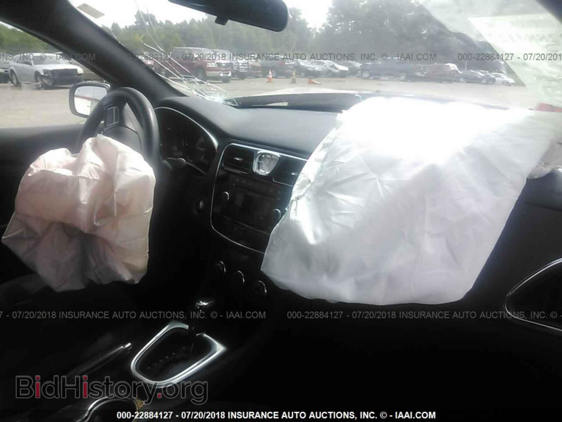 2014 Chrysler 200 - VIN: 1C3CCBAB0EN167974 - Фото 5