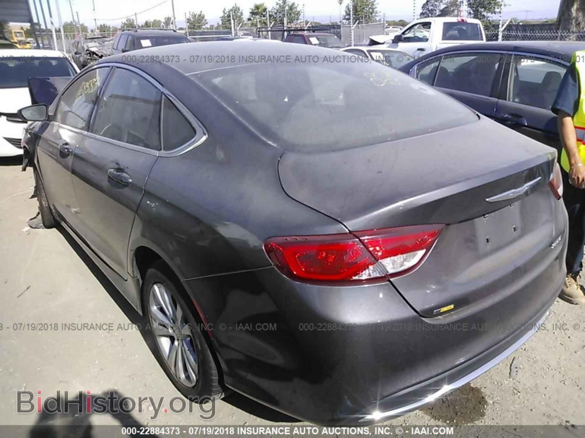 2015 Chrysler 200 - VIN: 1C3CCCAB1FN578890 - Фото 3