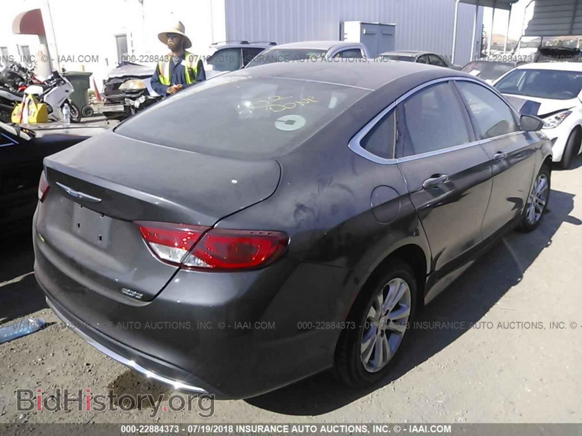2015 Chrysler 200 - VIN: 1C3CCCAB1FN578890 - Фото 4