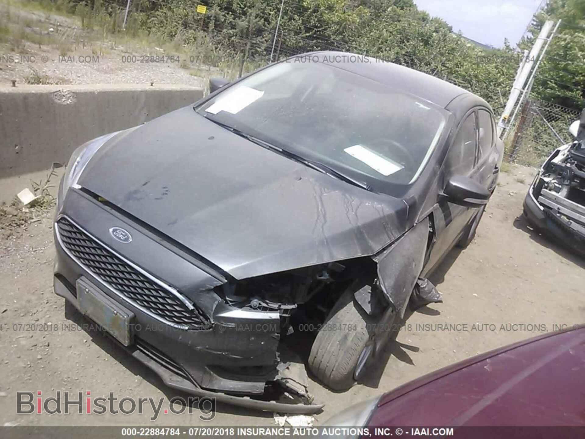 2016 Ford Focus - VIN: 1FADP3F26GL382749 - Фото 2