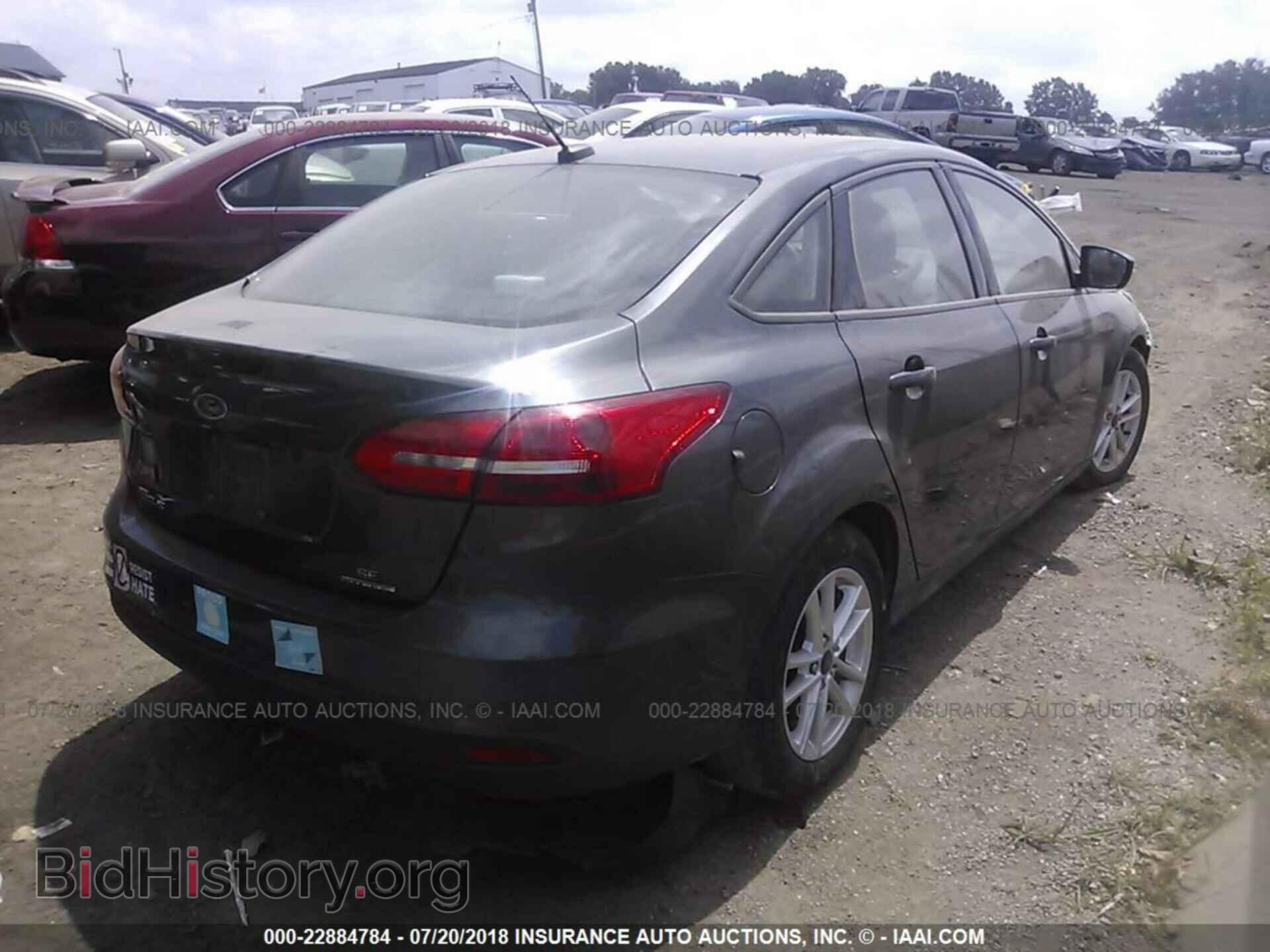 2016 Ford Focus - VIN: 1FADP3F26GL382749 - Фото 4
