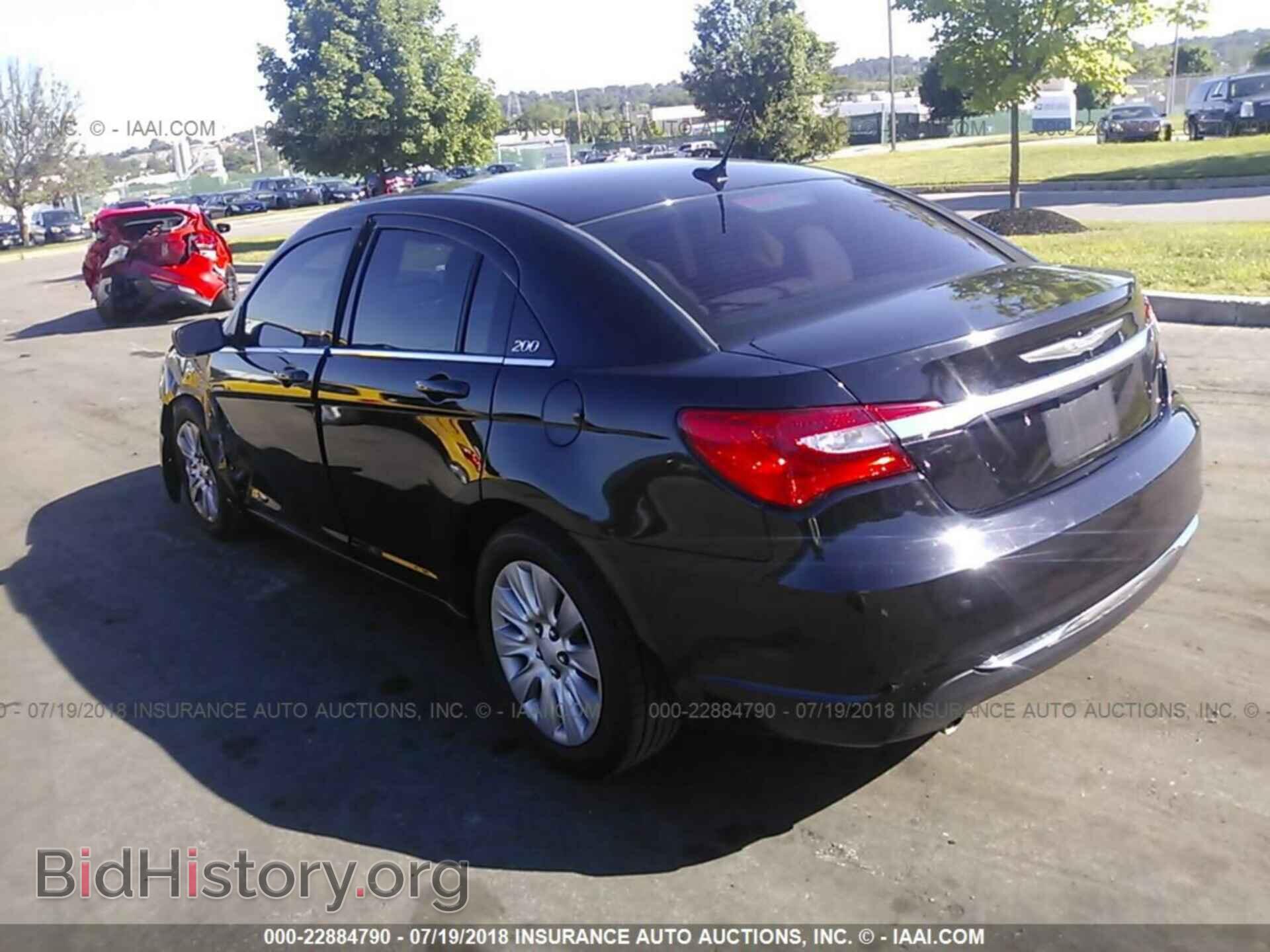 2013 Chrysler 200 - VIN: 1C3CCBAG8DN754983 - Photo 3
