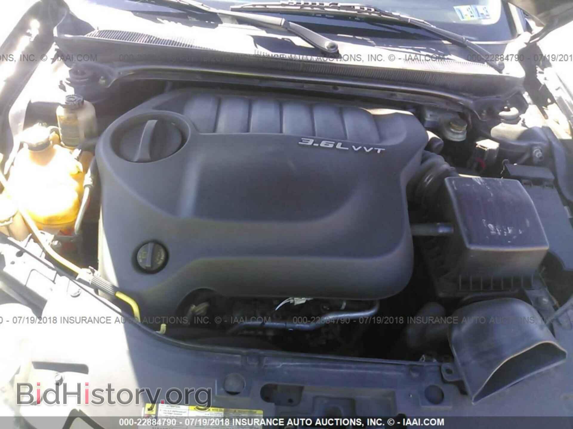 2013 Chrysler 200 - VIN: 1C3CCBAG8DN754983 - Photo 10