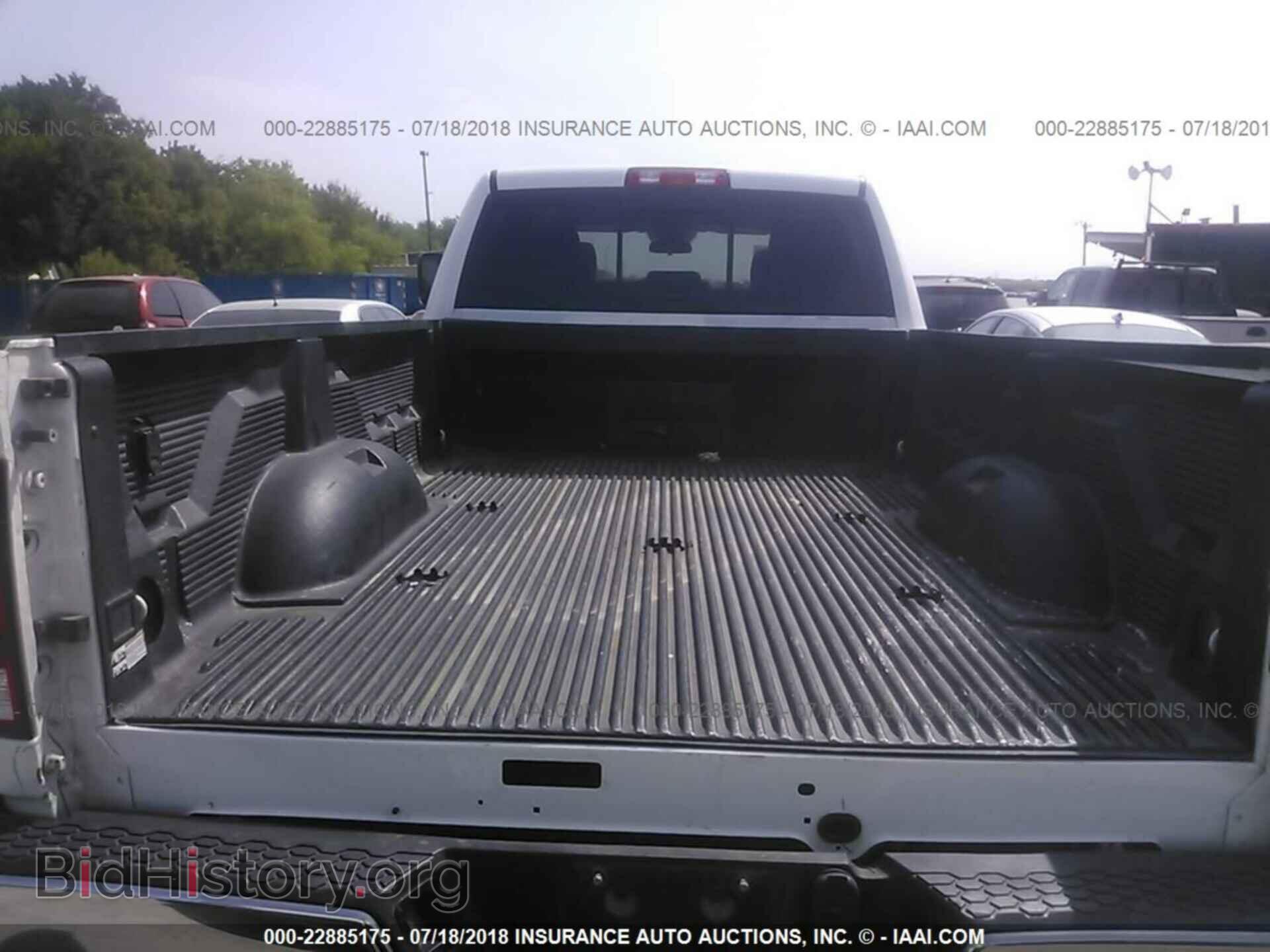 2017 Ram 3500 - VIN: 3C63R3HLXHG654943 - Фото 8