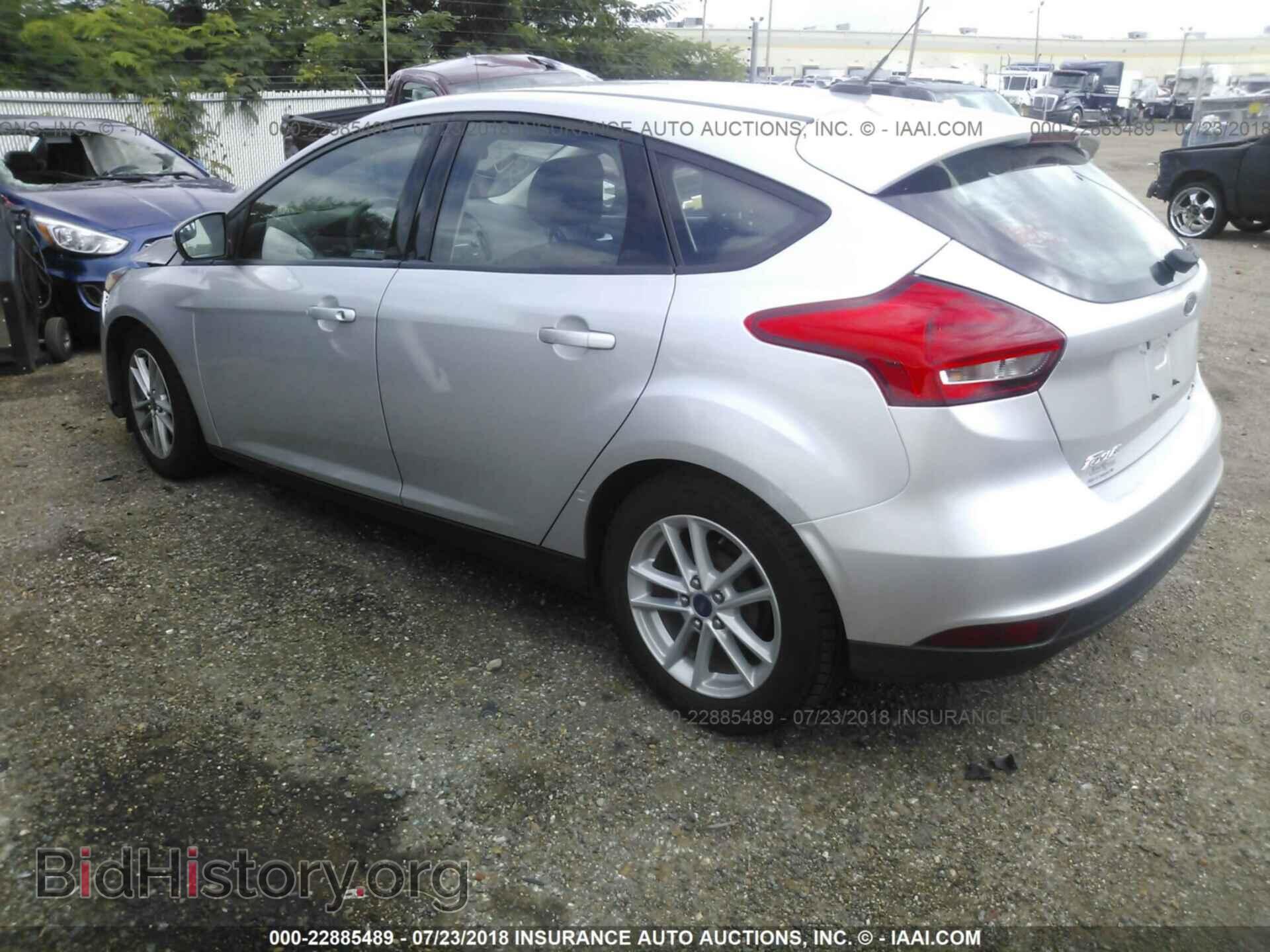 2016 Ford Focus - VIN: 1FADP3K28GL204976 - Фото 3