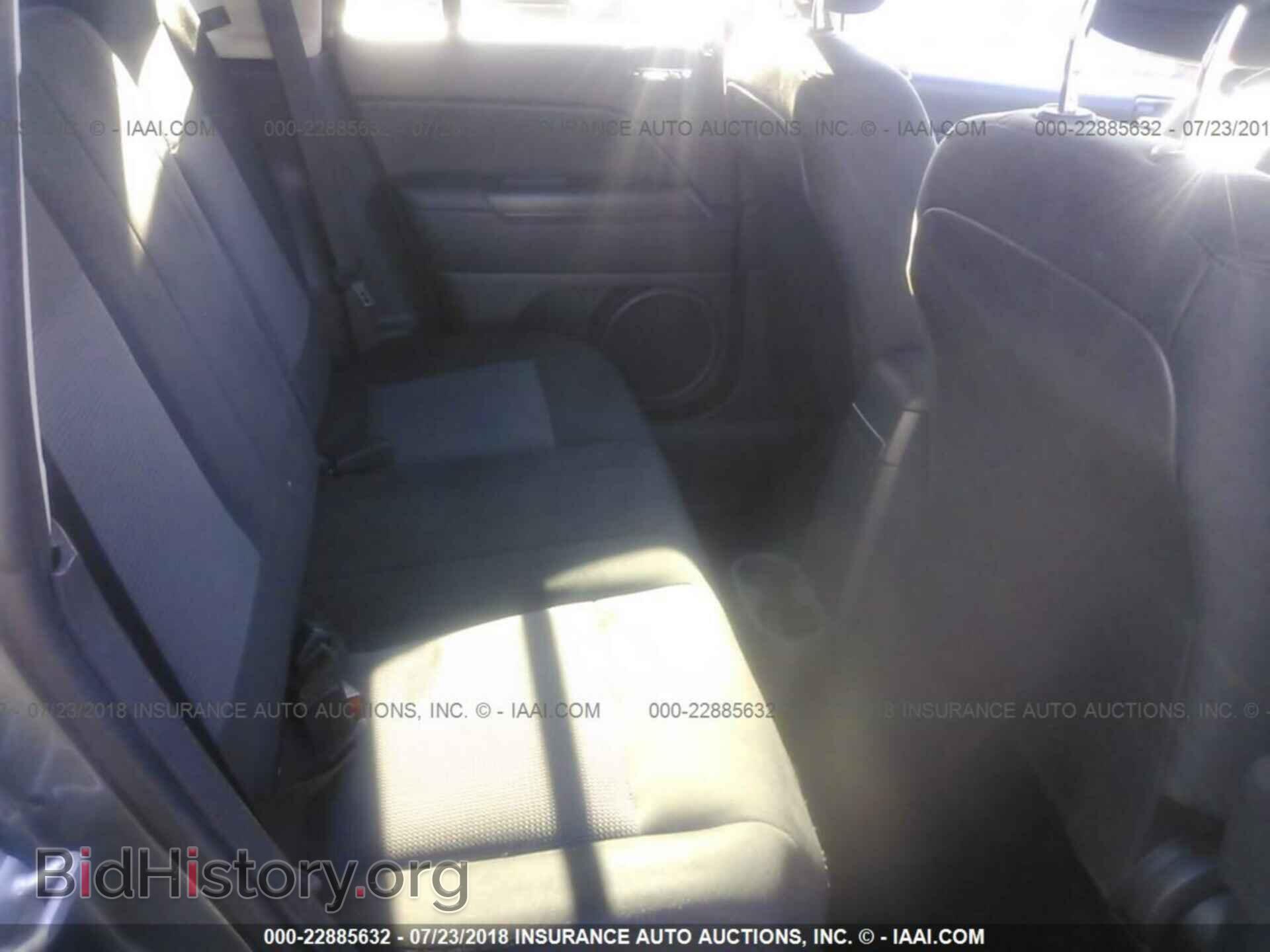 2014 JEEP COMPASS - VIN: 1C4NJDBB5ED572741 - Photo 8